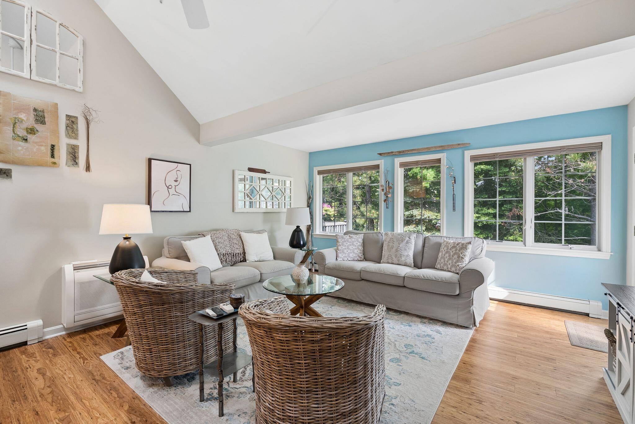 14 Larkspur Lane 24