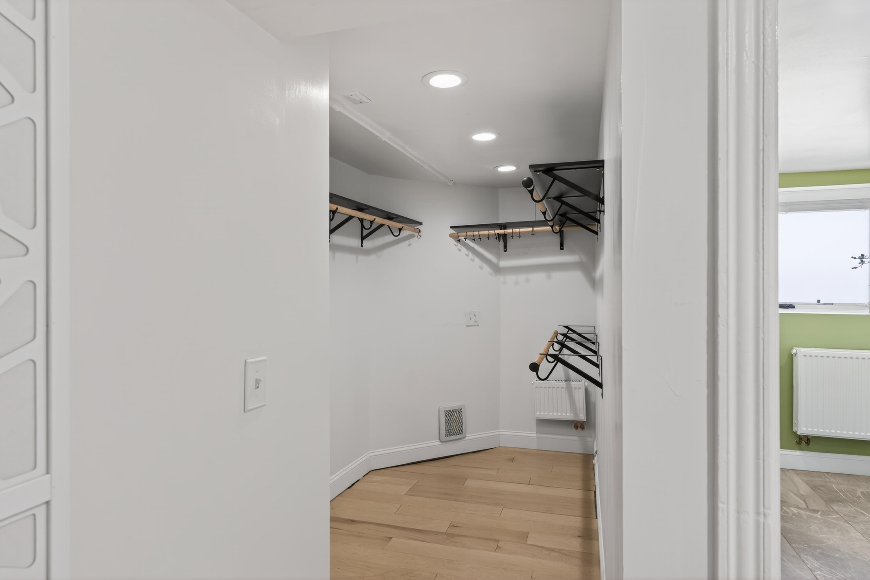20 Dow Street 1