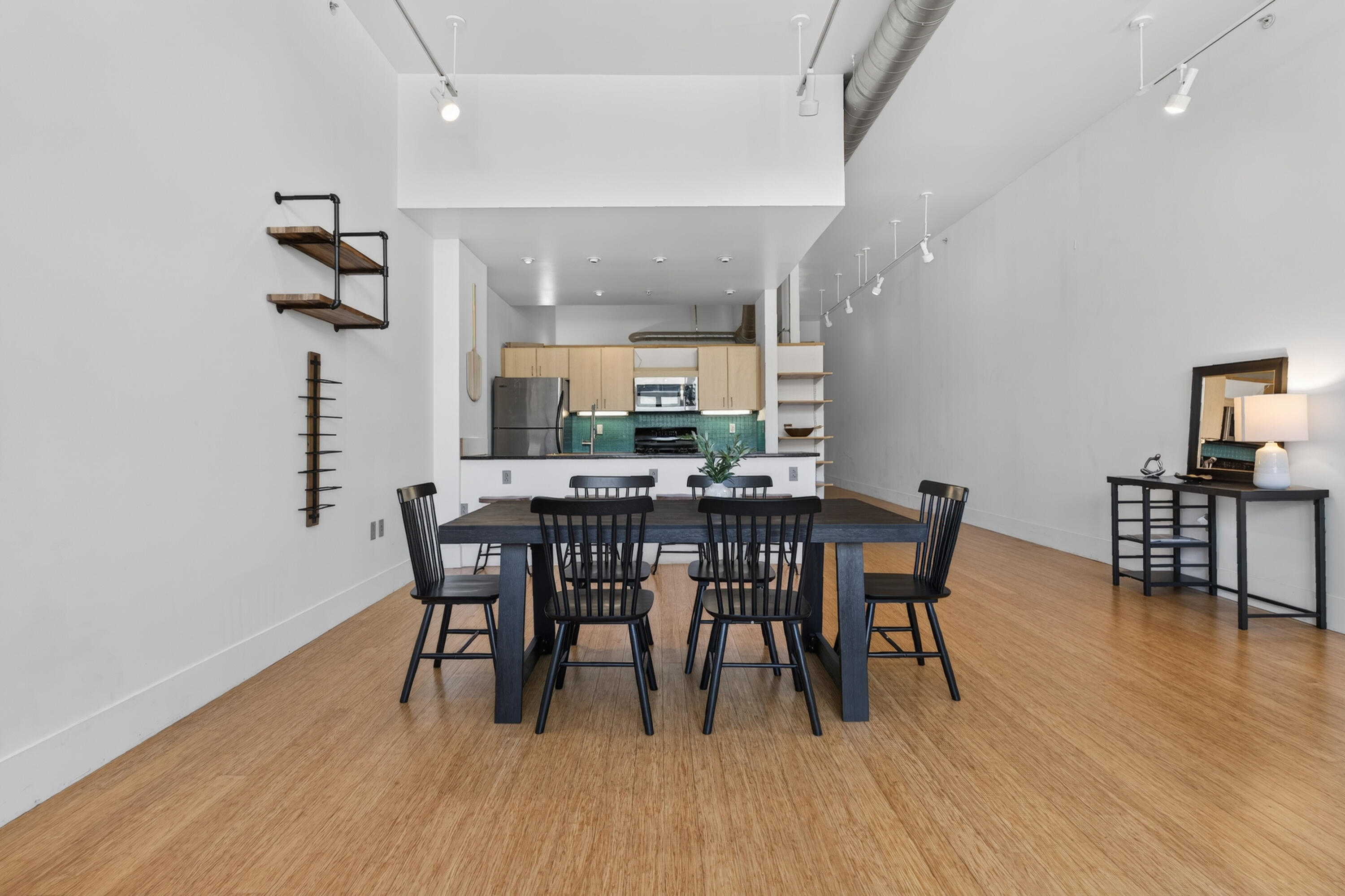 15 Brown Street 203