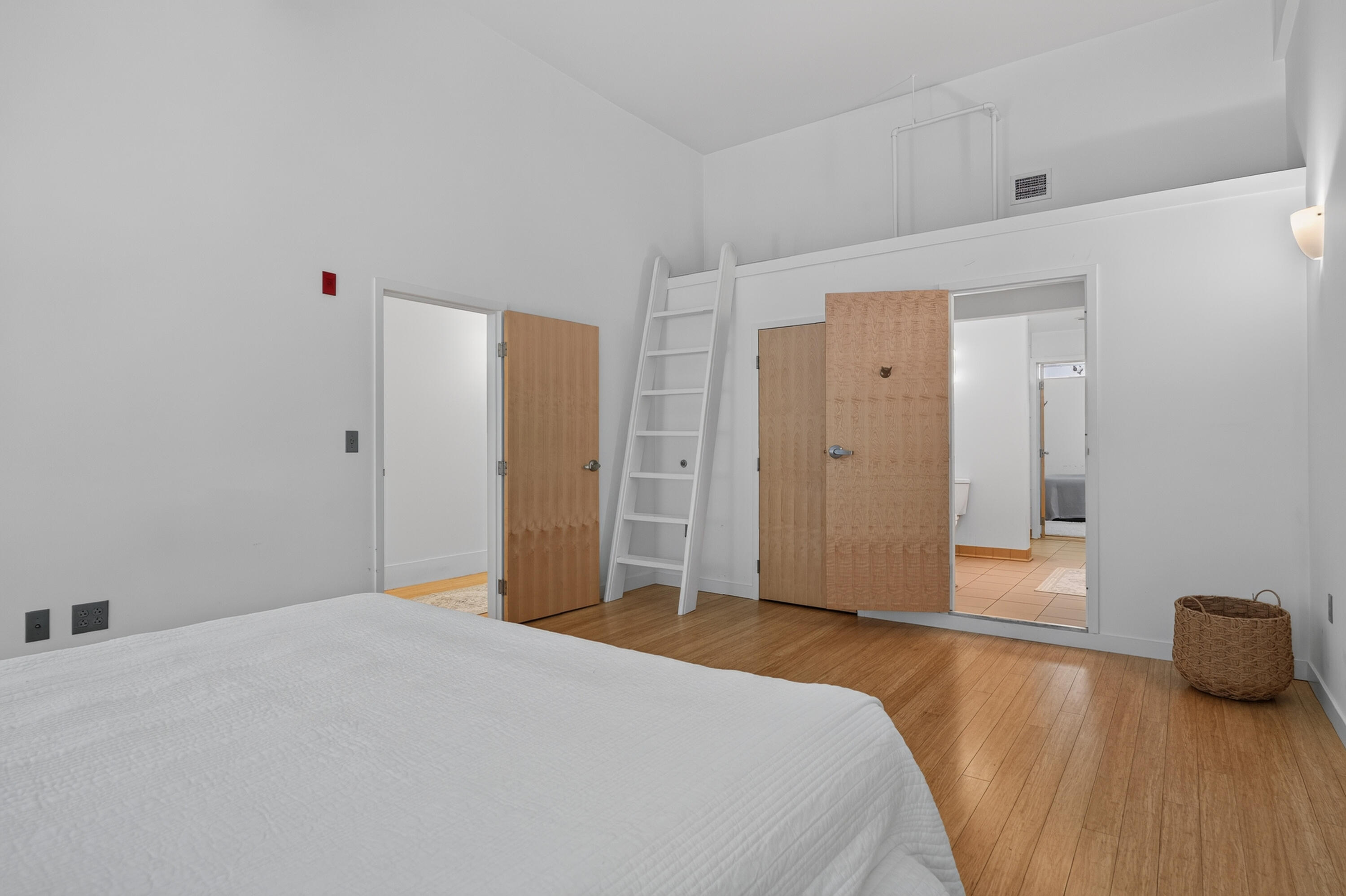 15 Brown Street 203