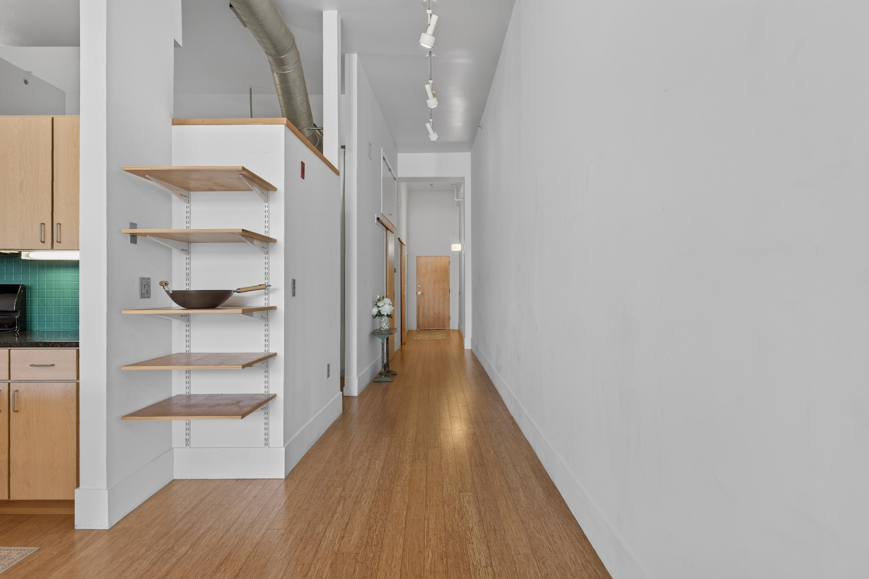 15 Brown Street 203