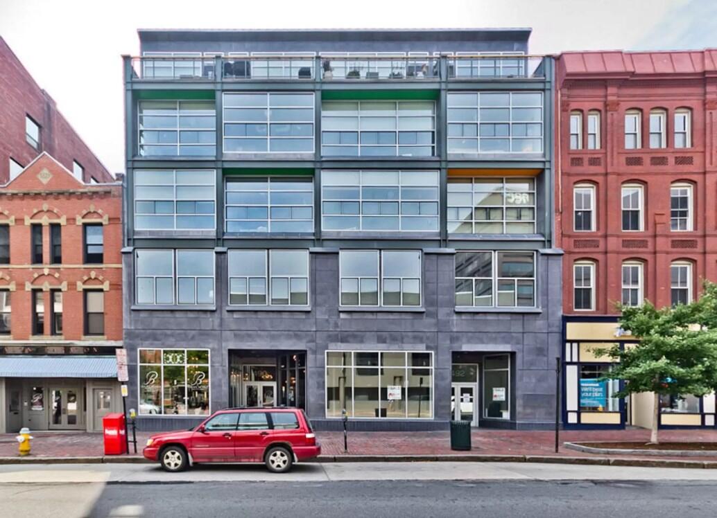 15 Brown Street 203