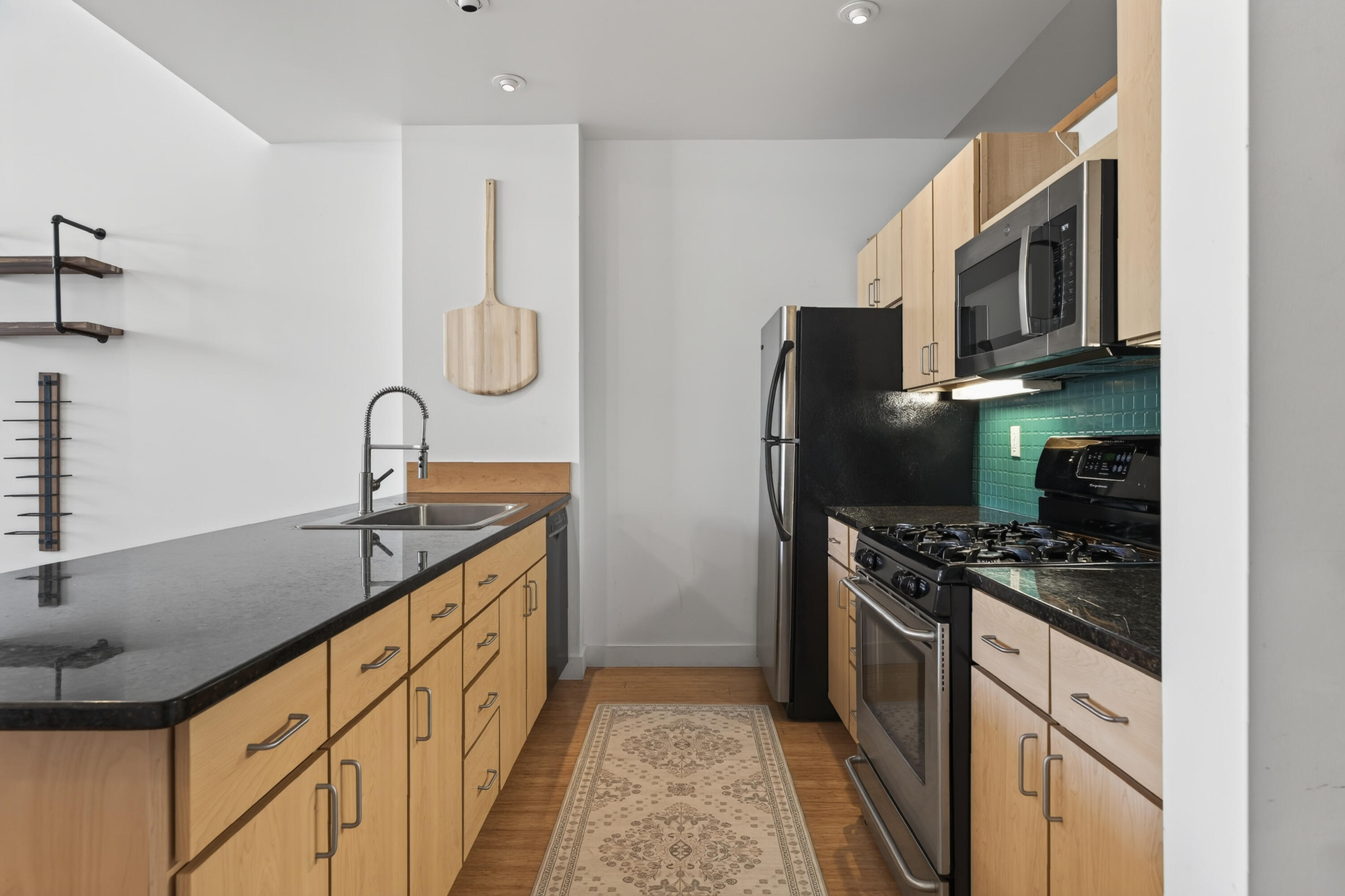 15 Brown Street 203