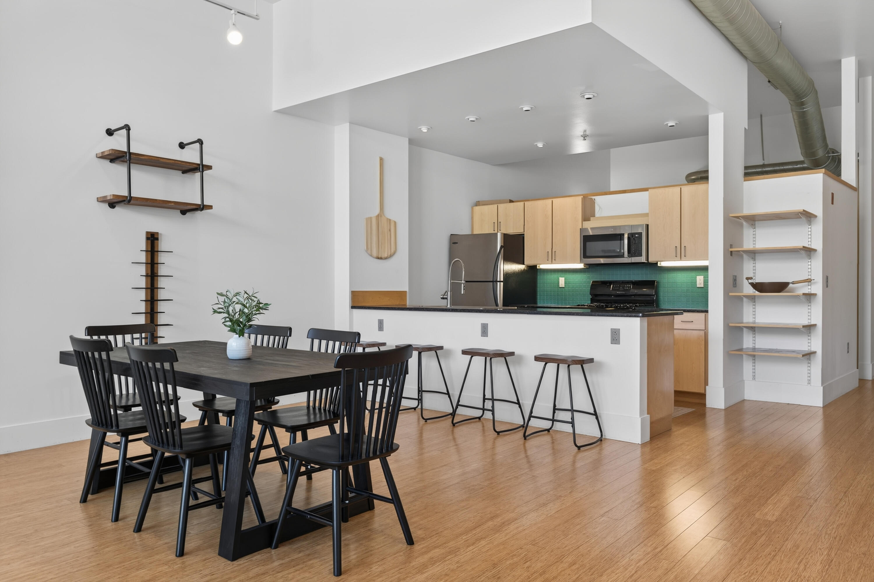 15 Brown Street 203