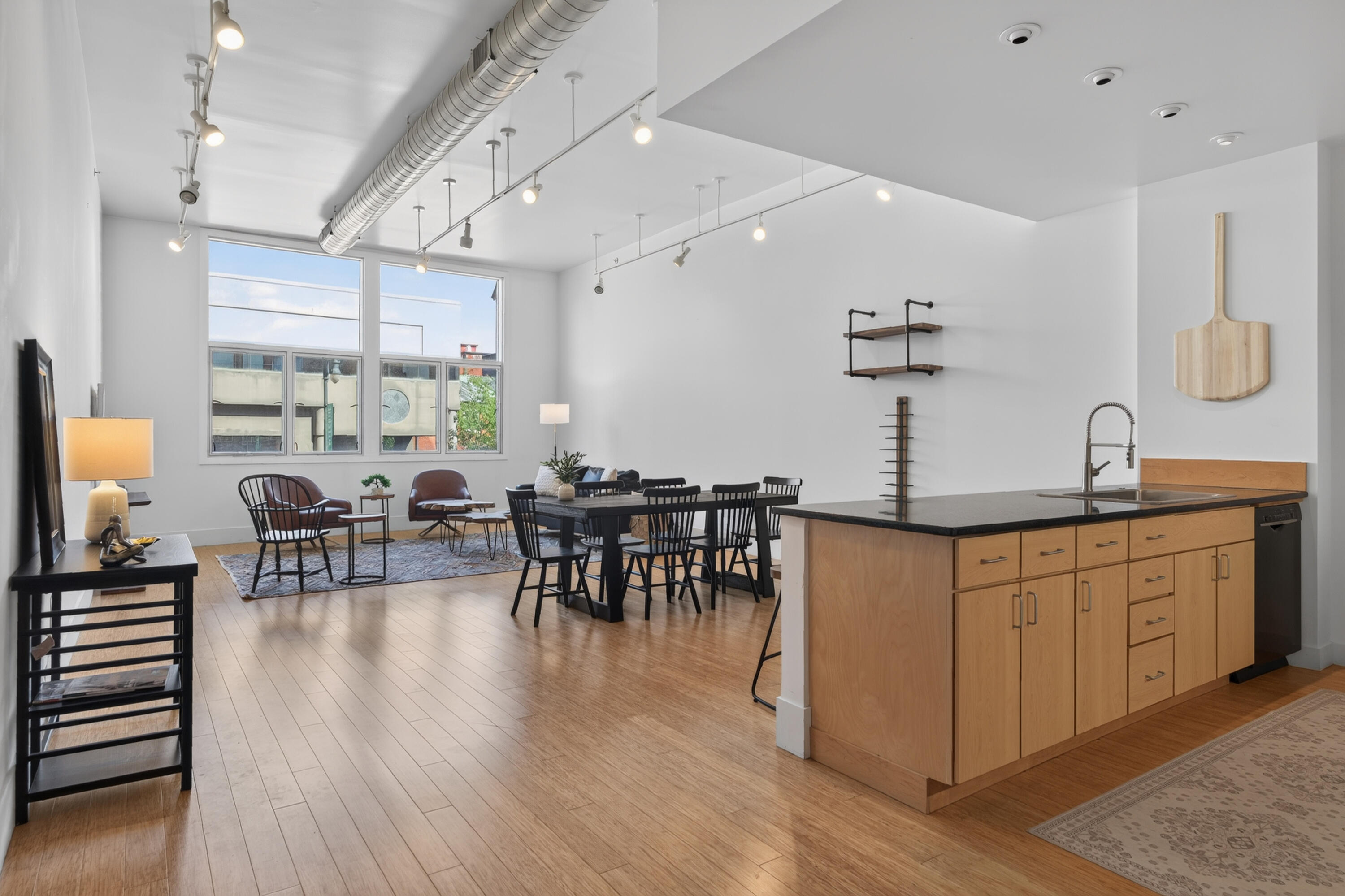 15 Brown Street 203