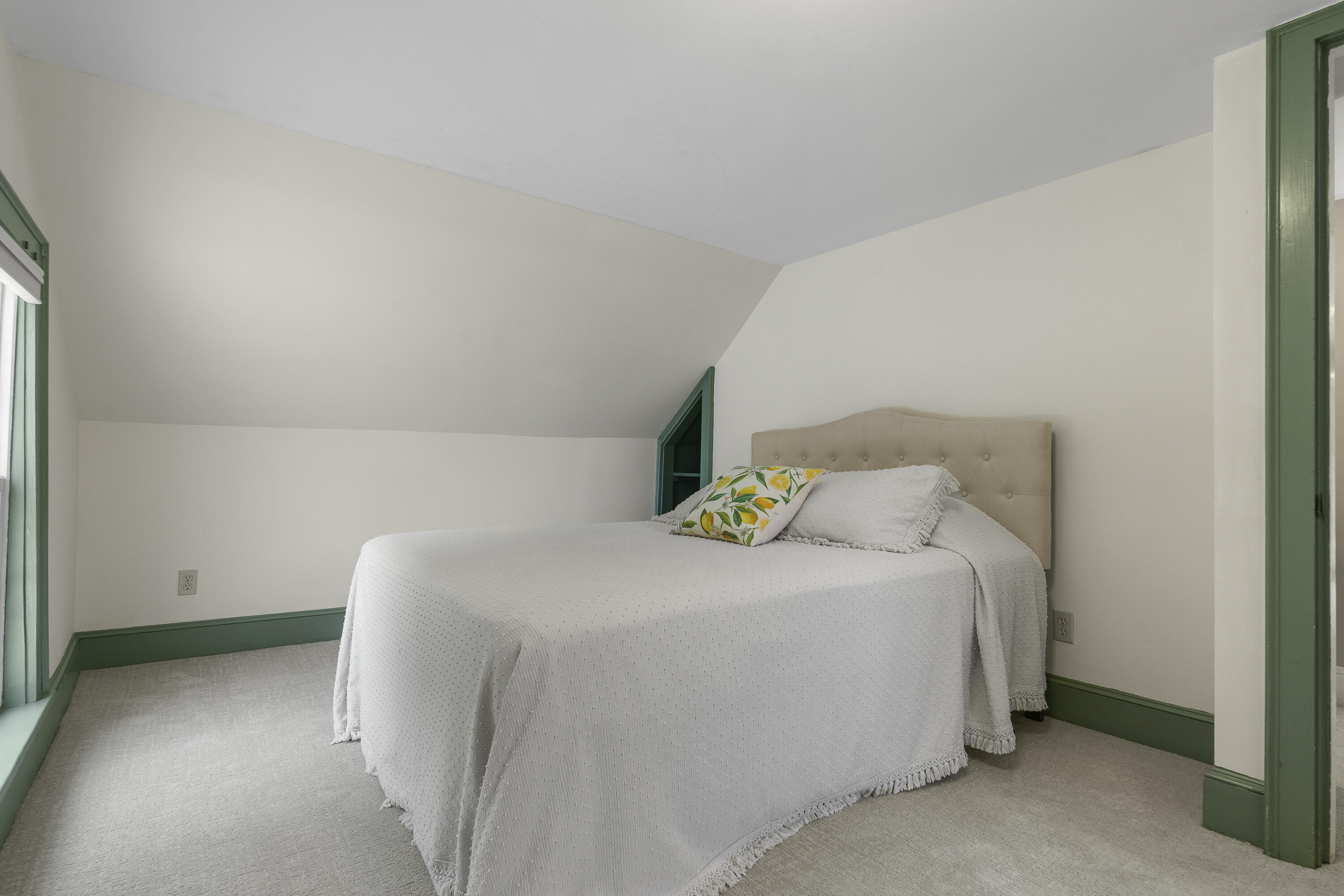 285 E Pond Road