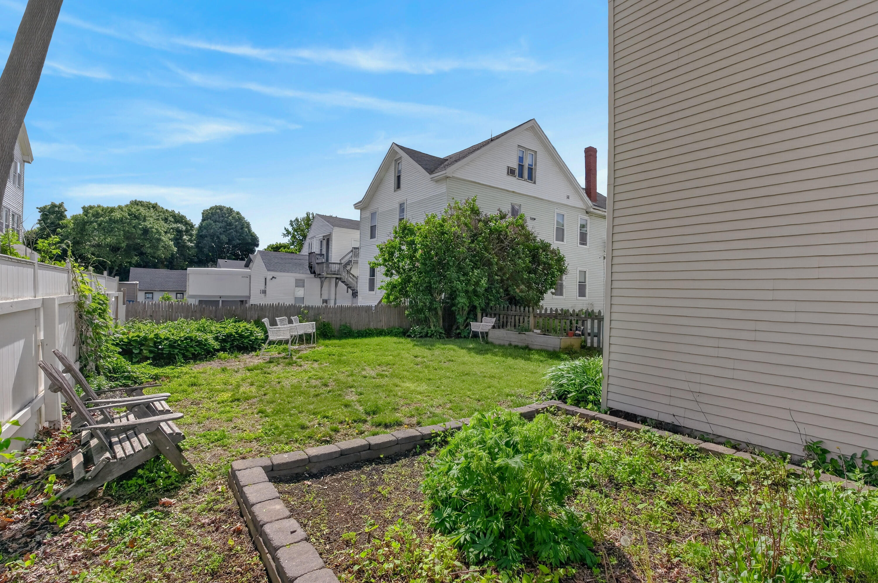 115 Woodford Street