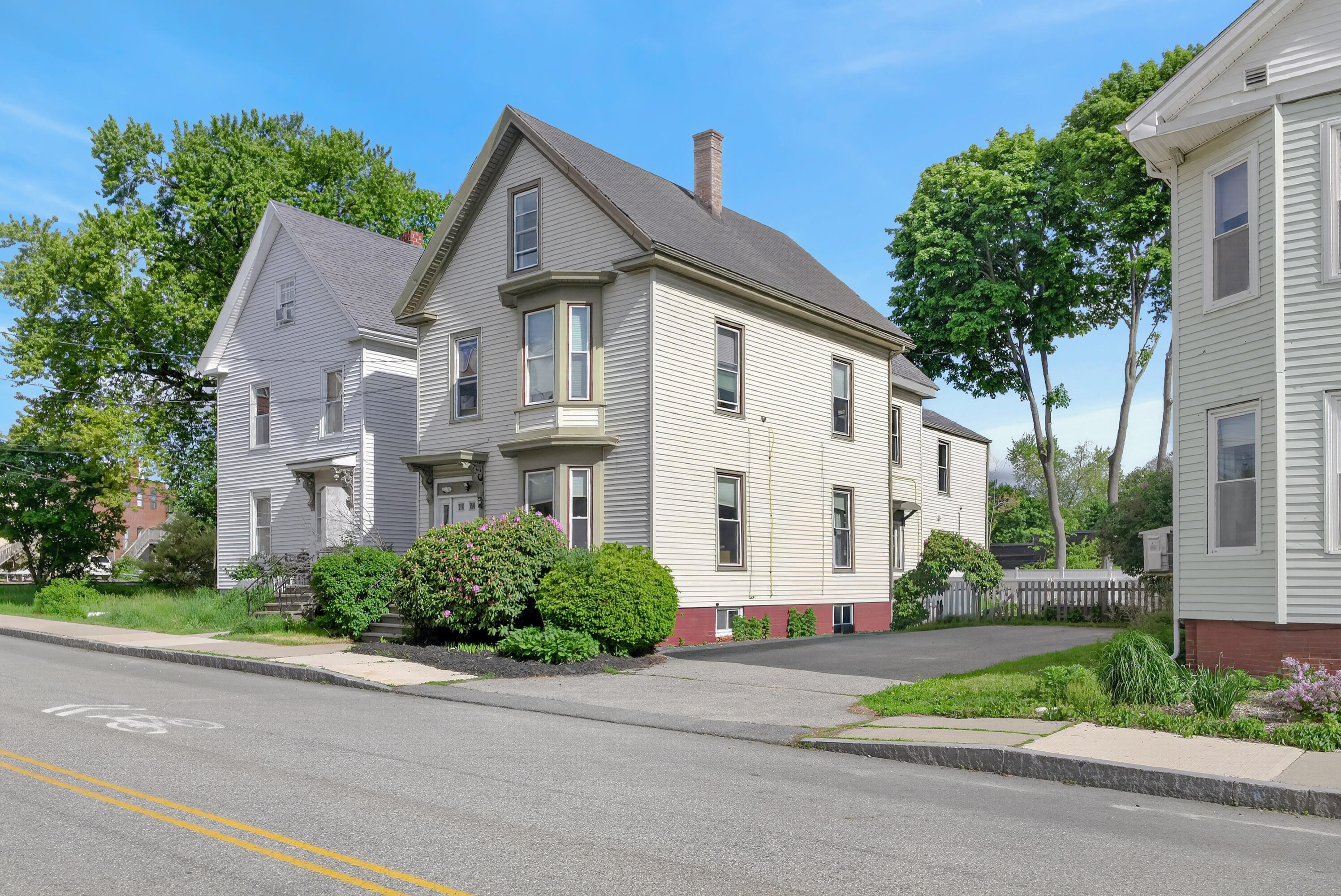 115 Woodford Street