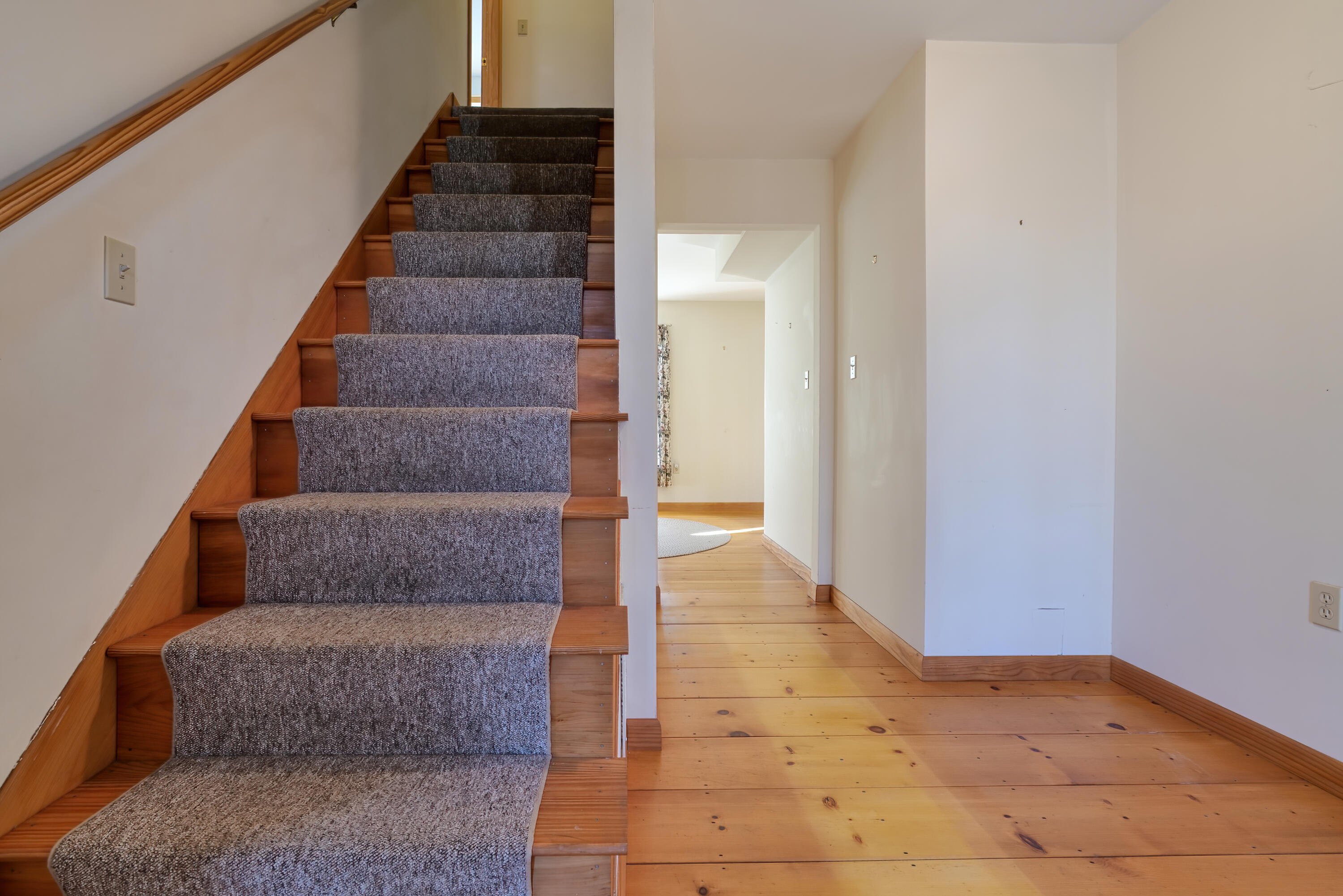 31 Newbury Neck Road