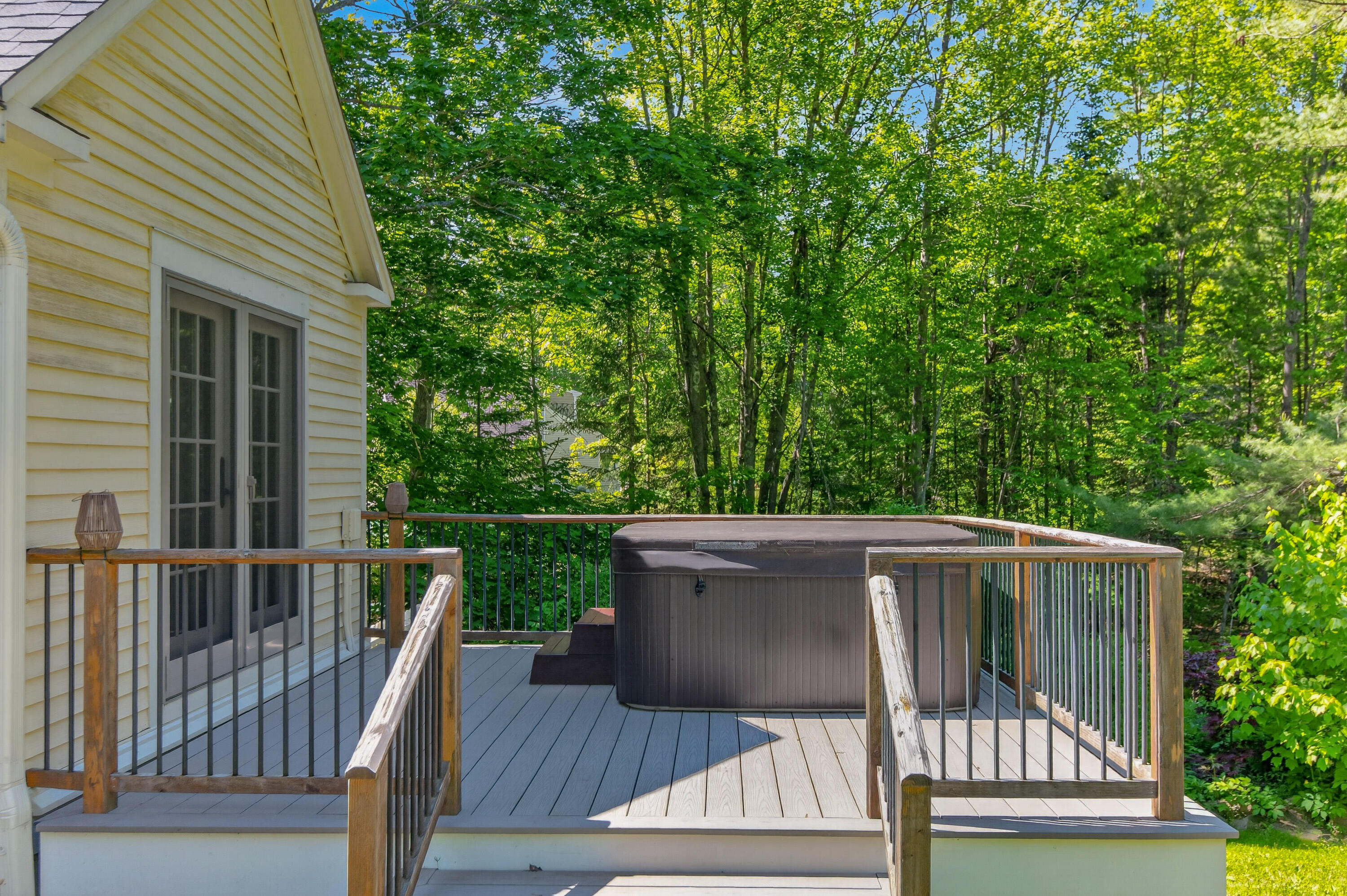 97 Old Port Road