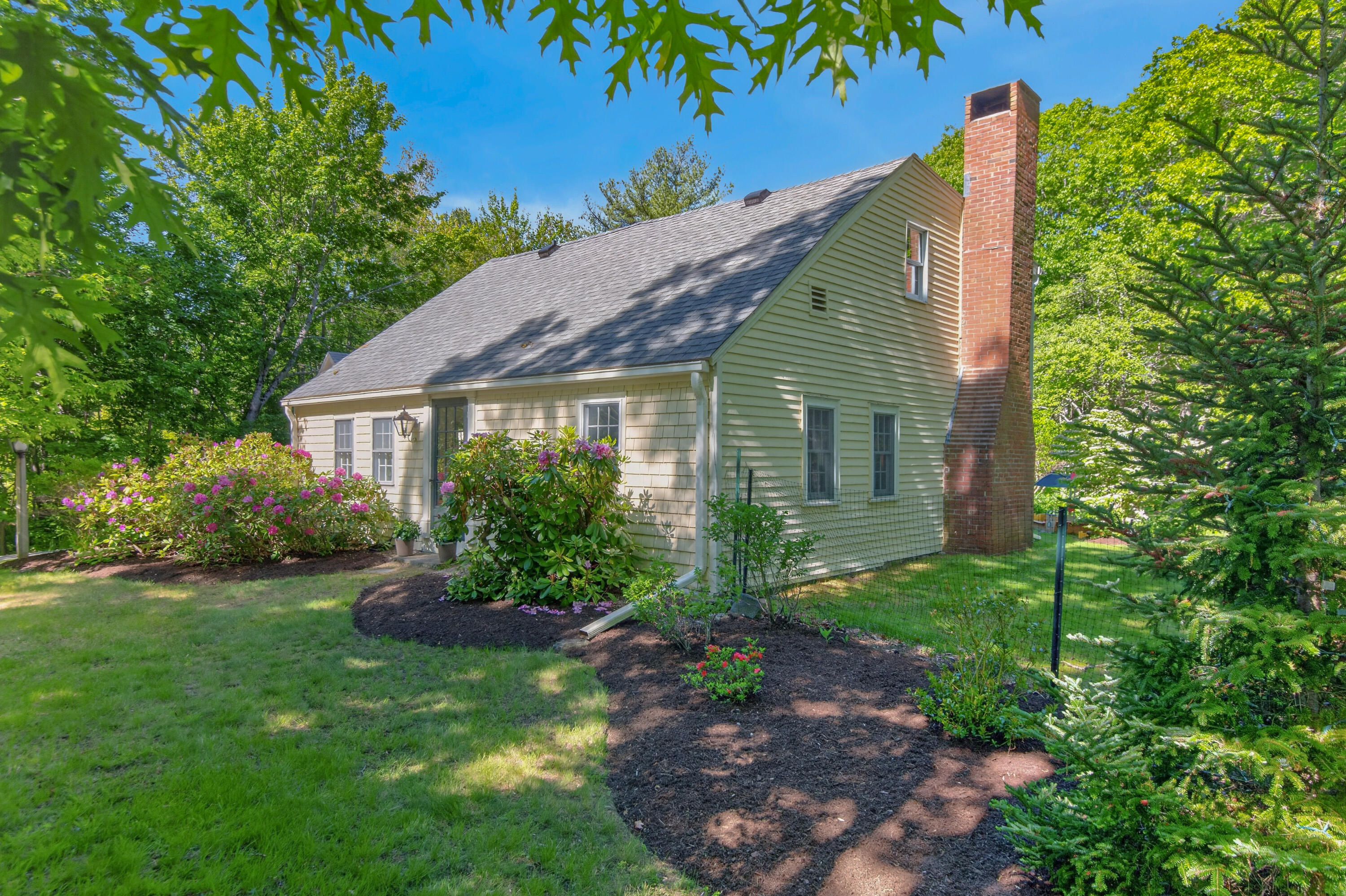 97 Old Port Road