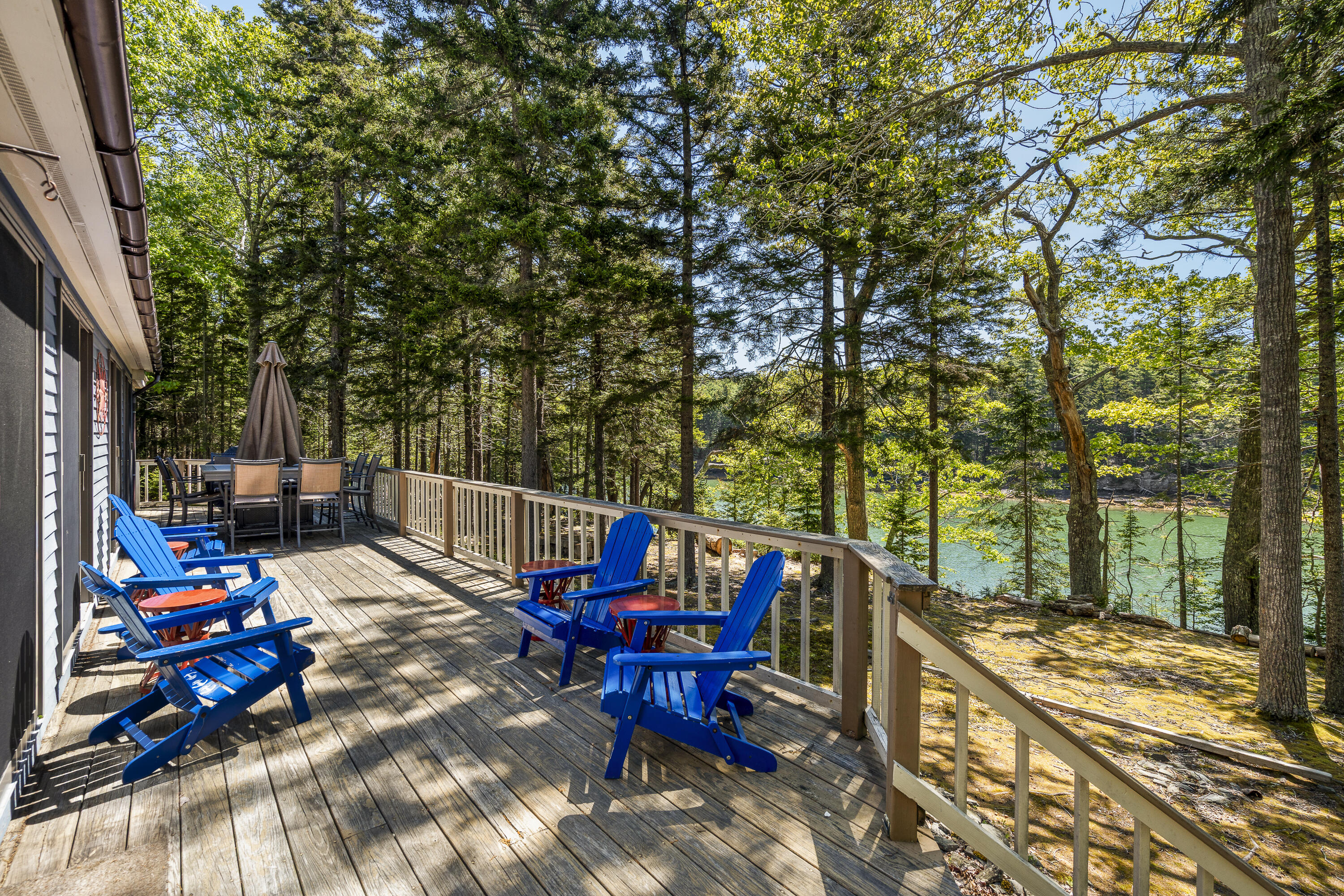 39 Birch Island S Street