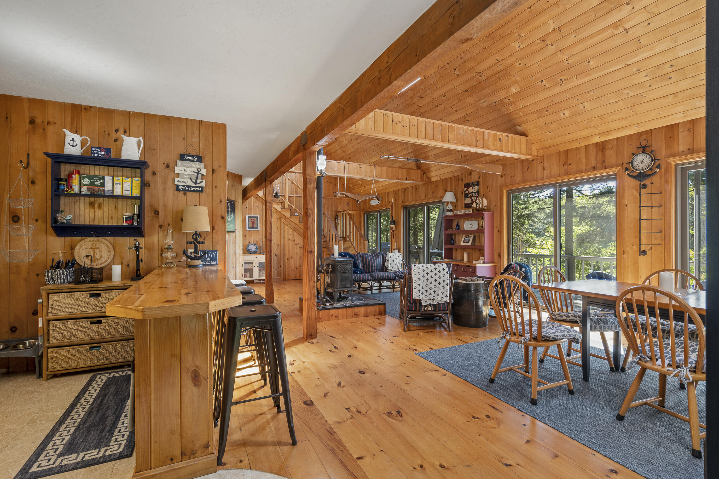 39 Birch Island S Street