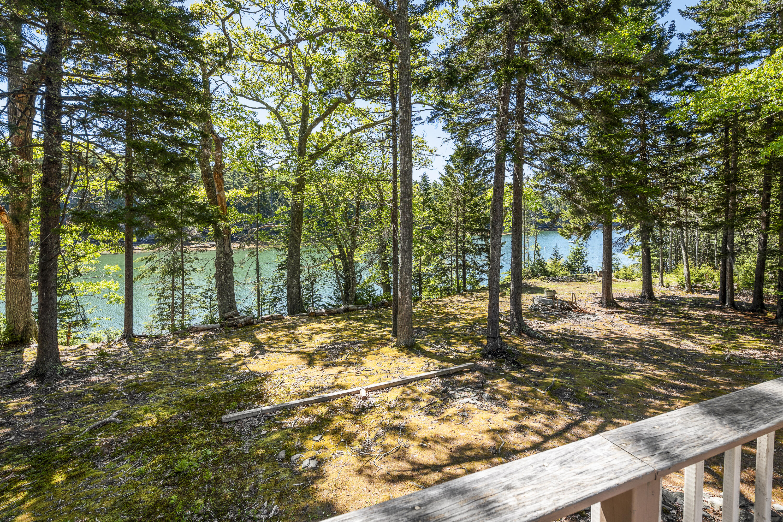 39 Birch Island S Street