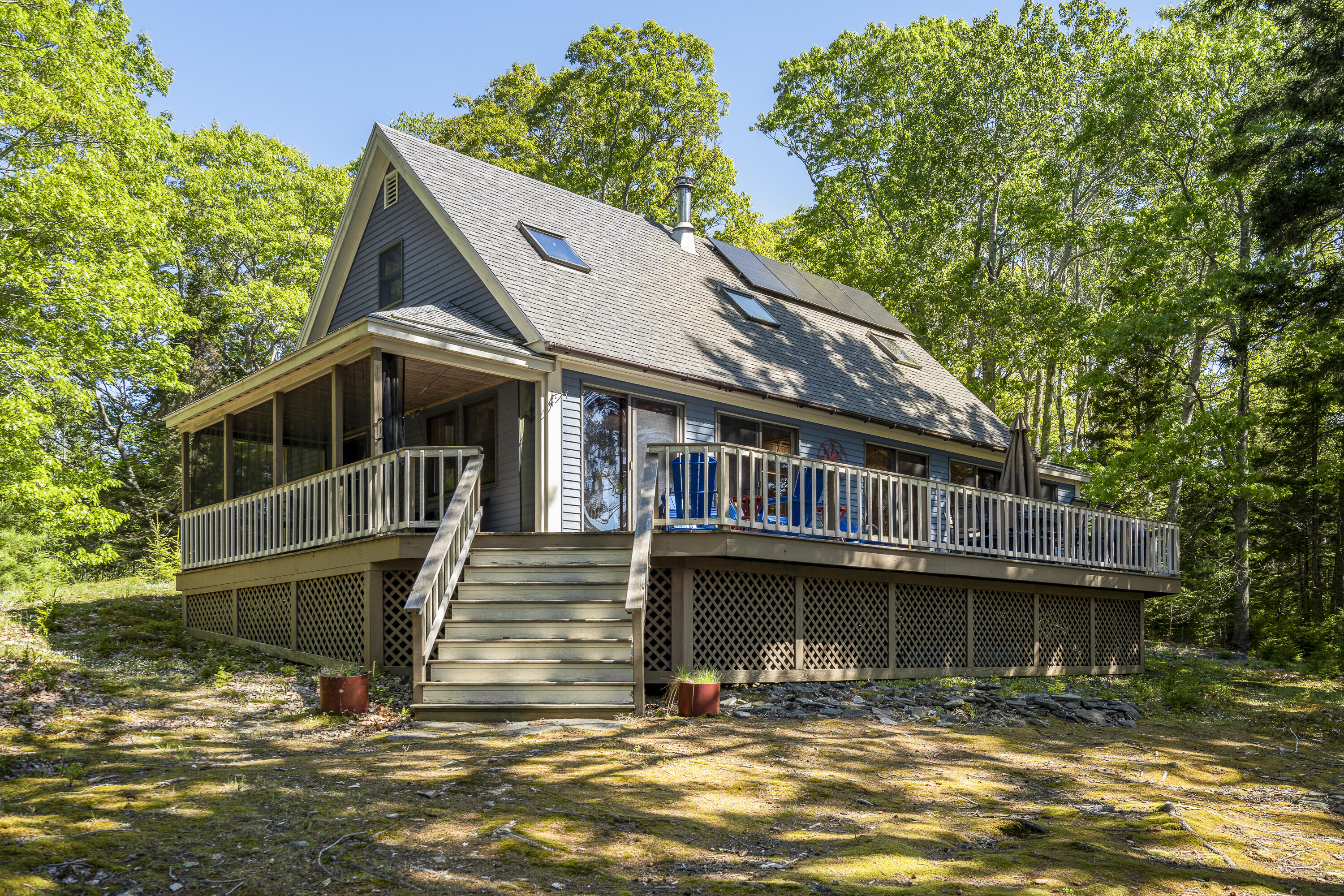 39 Birch Island S Street