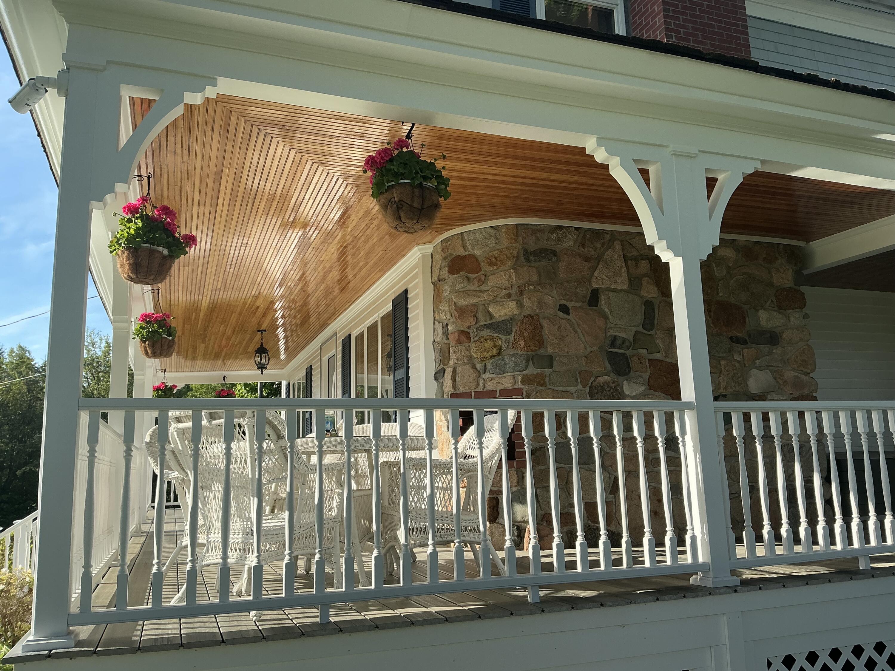 159 Main Street