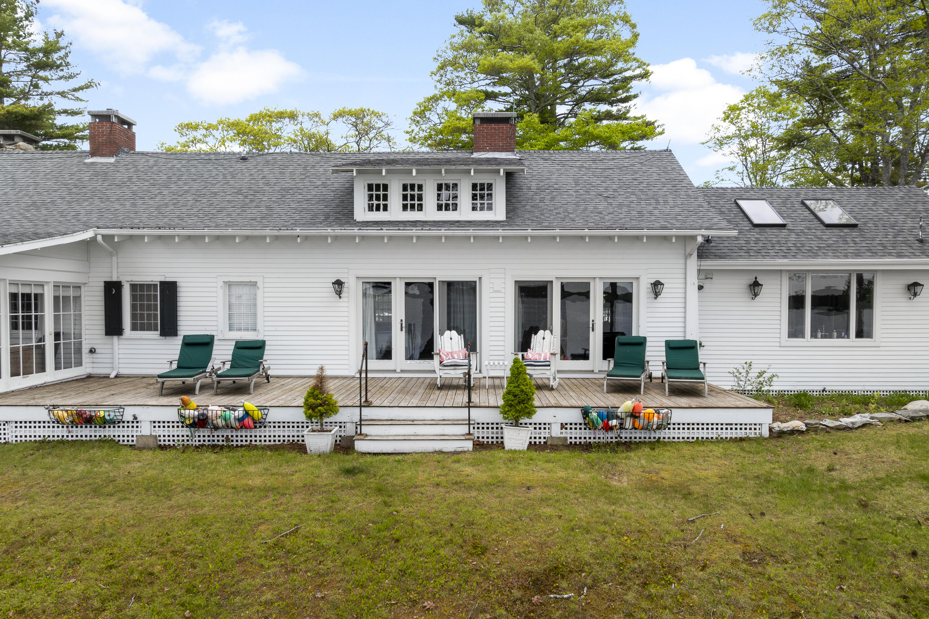 16 Bremen Long Island