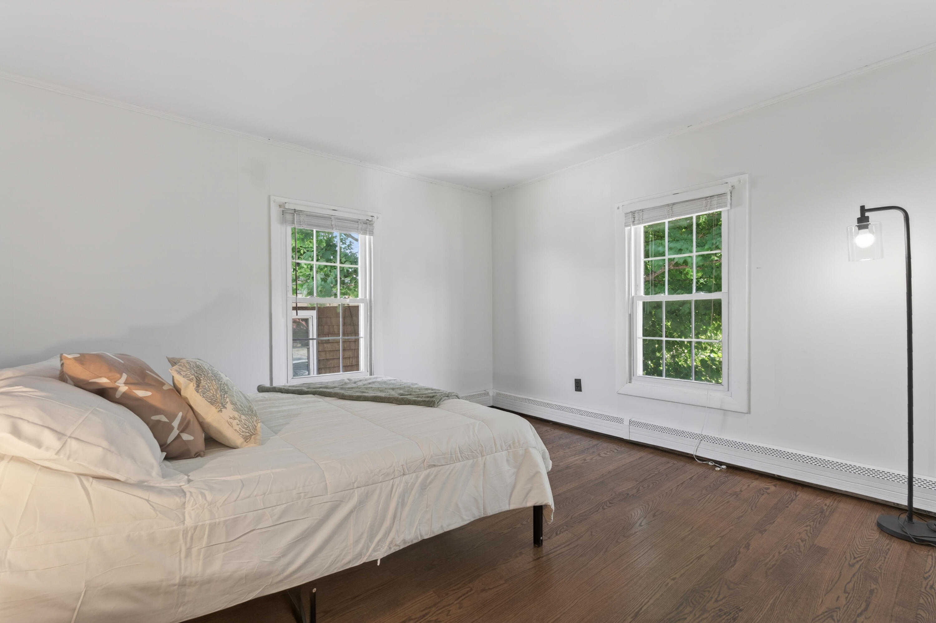 44 Myrtle Avenue
