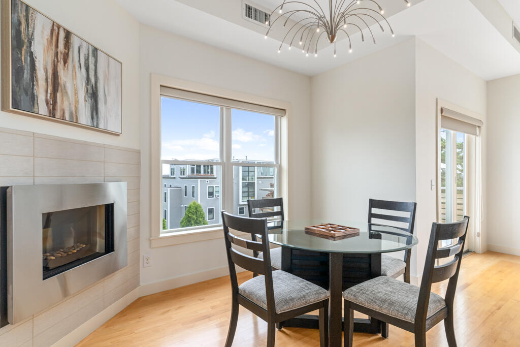 135 Sheridan Street 404