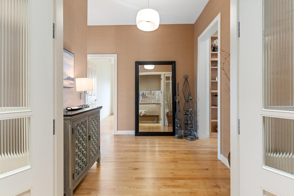 135 Sheridan Street 404