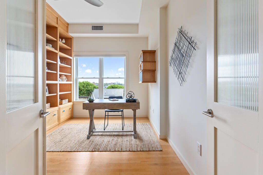 135 Sheridan Street 404