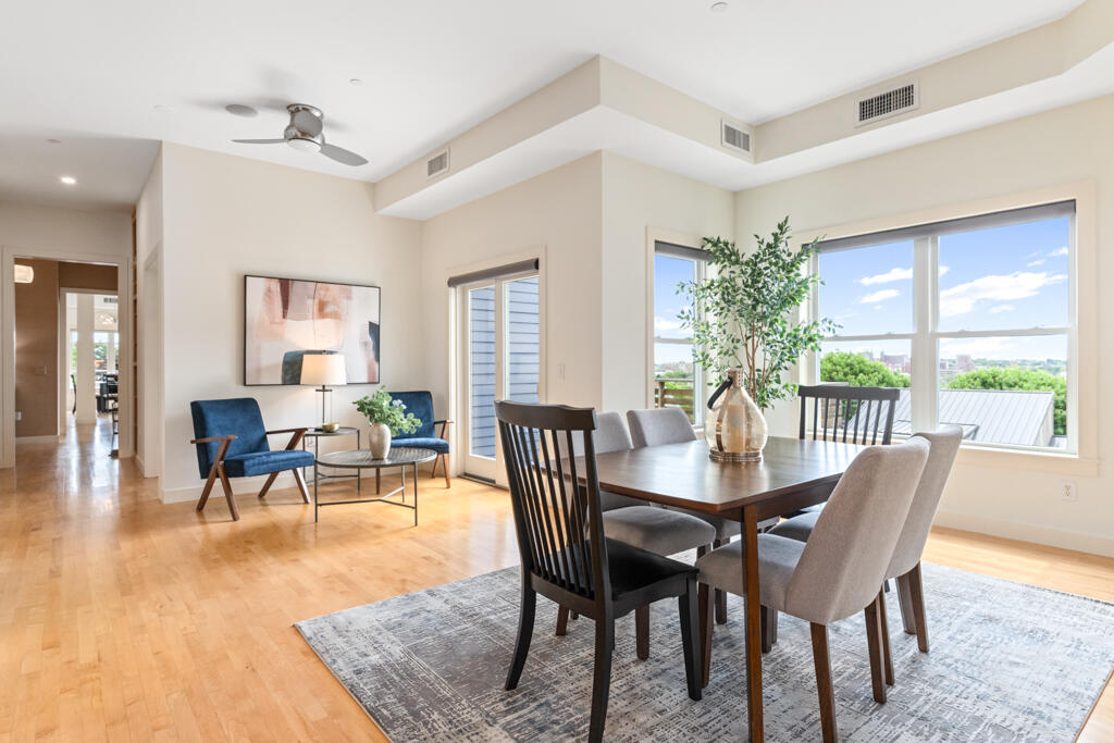 135 Sheridan Street 404