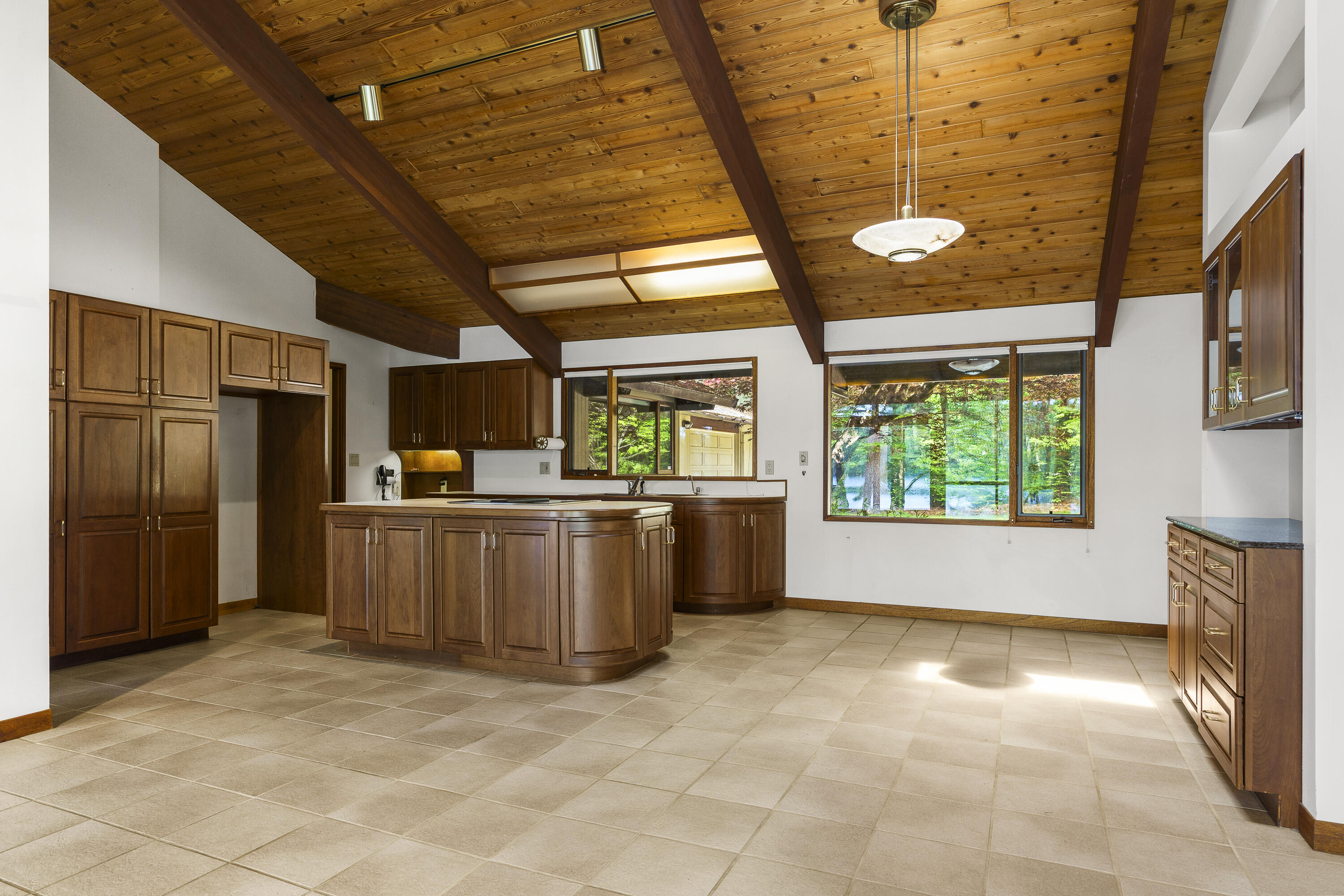 227 Quail Run Road