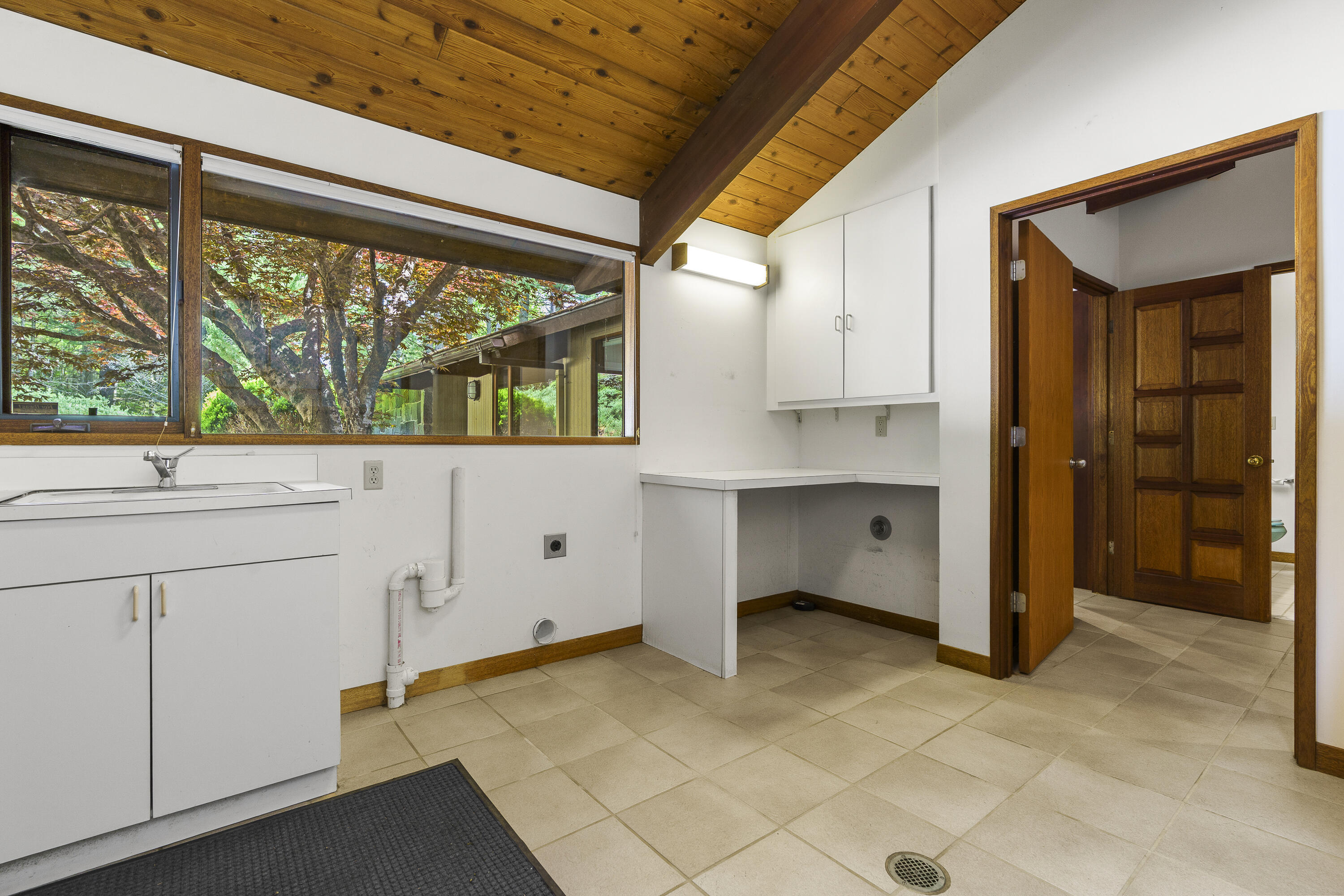 227 Quail Run Road