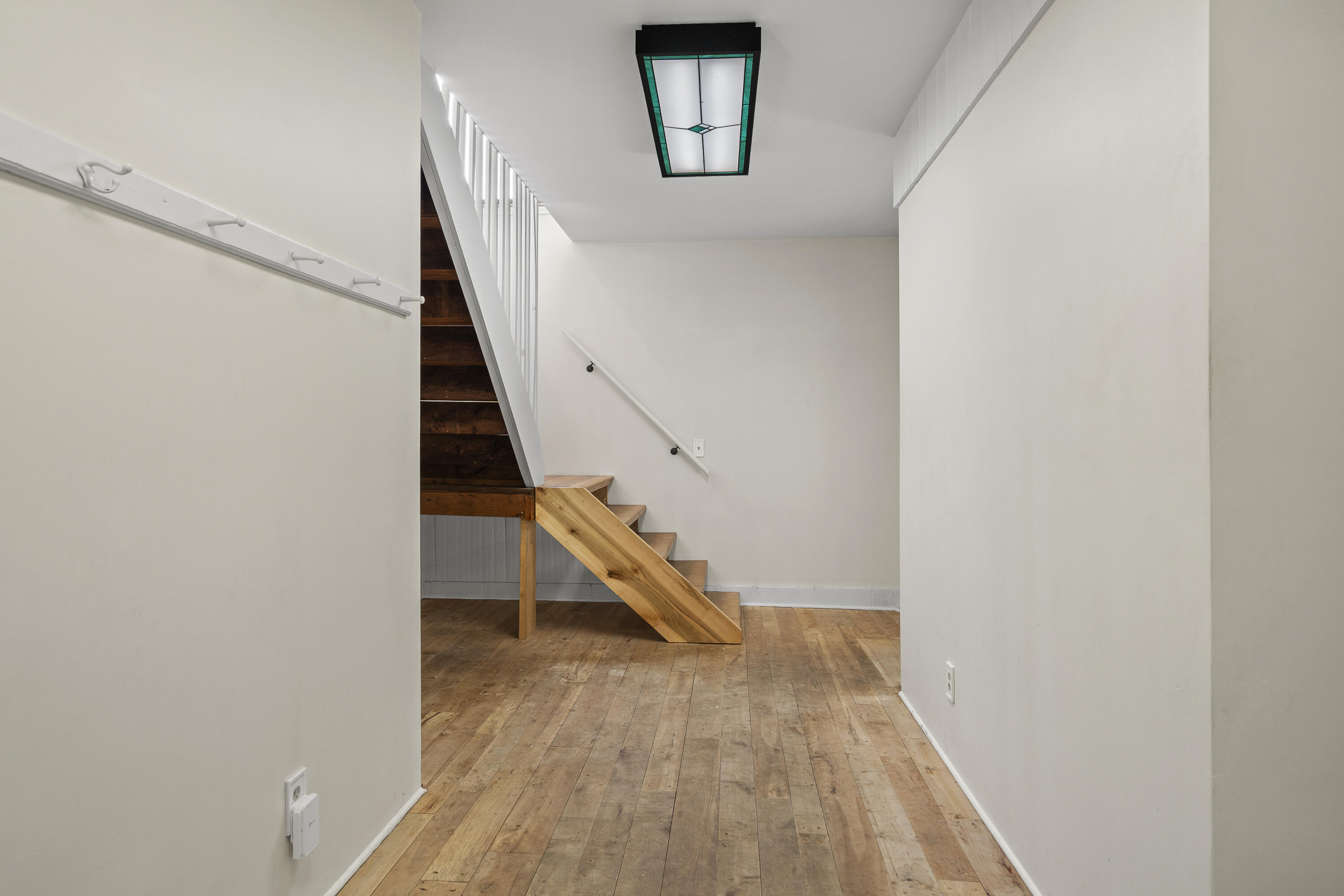 26 Squiers Alley