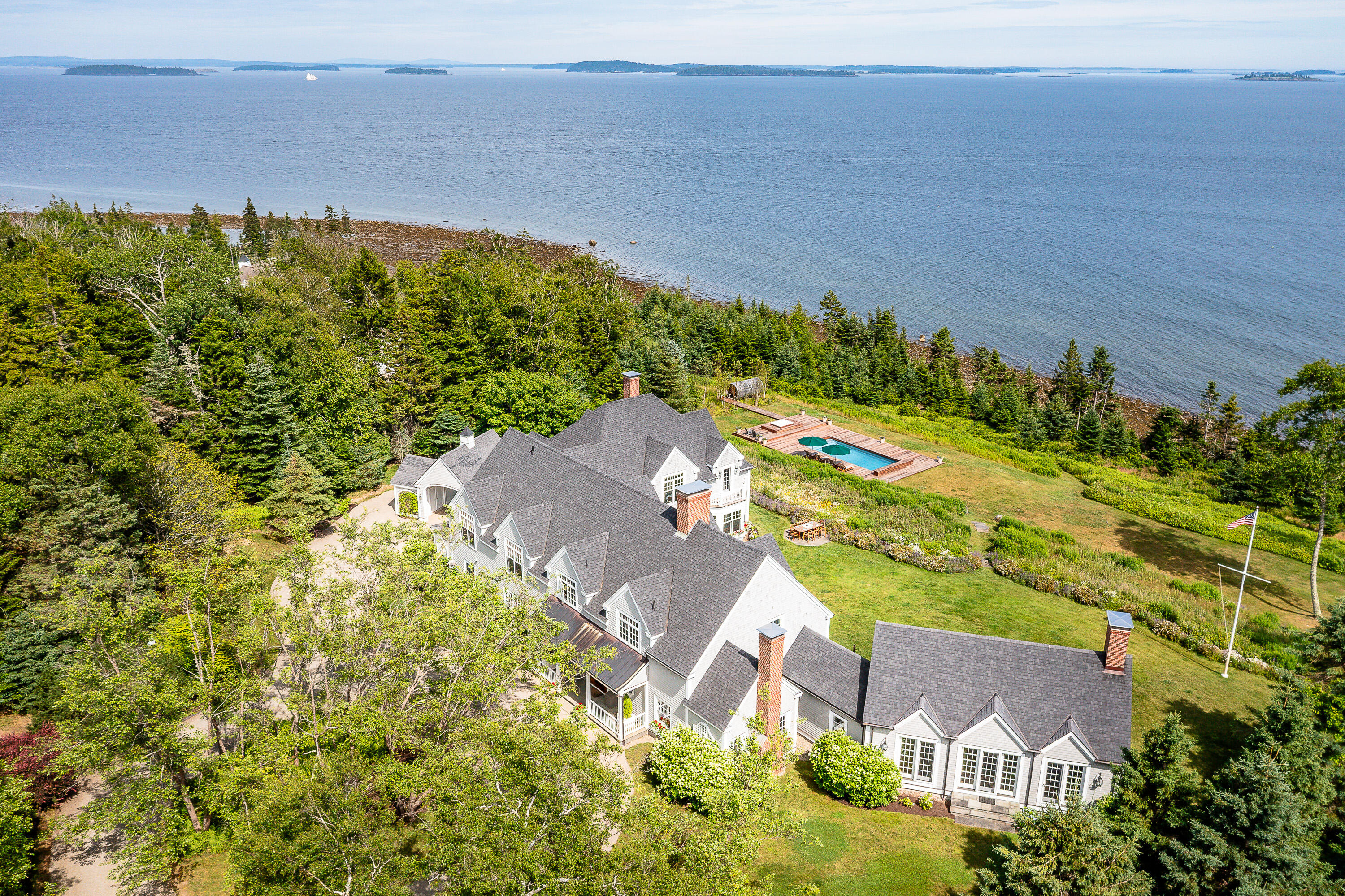 866 Pendleton Point Road
