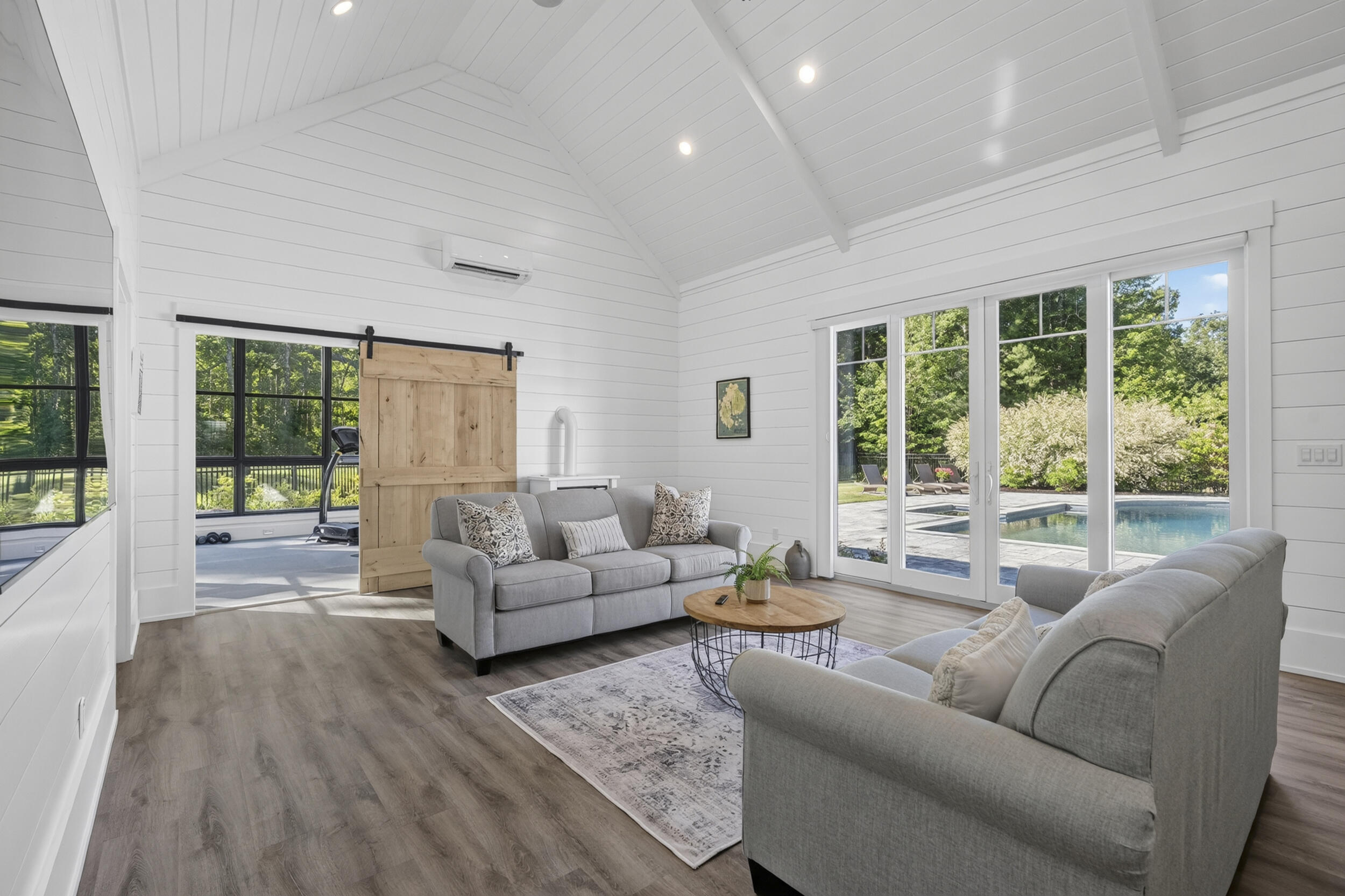 1007 Branch Road