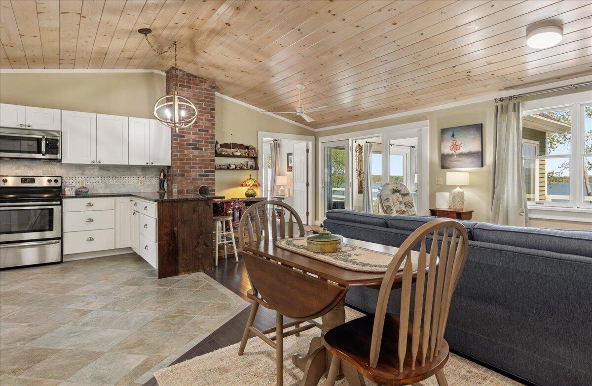 58 Blackberry Lane