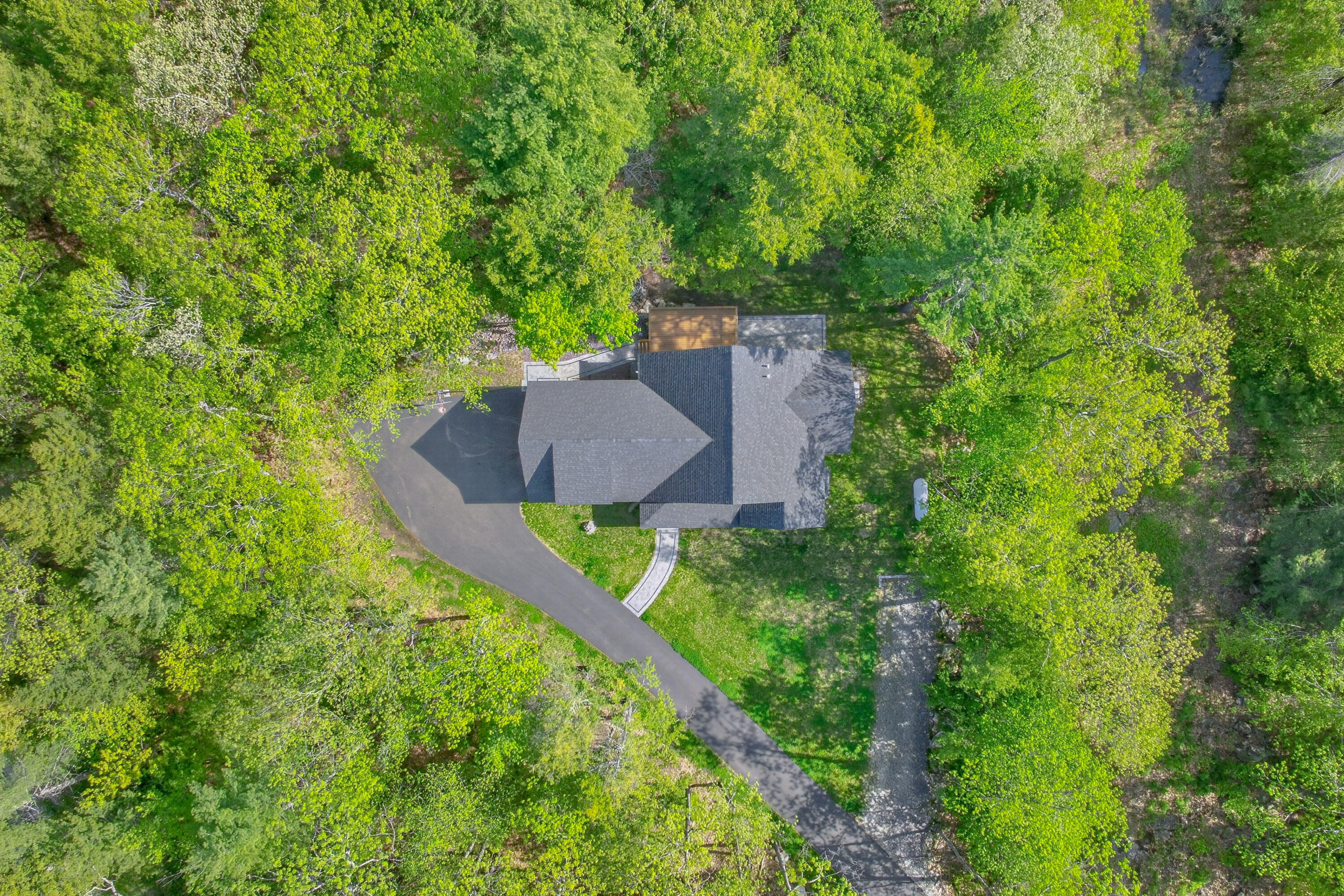 4 Red Oak Drive
