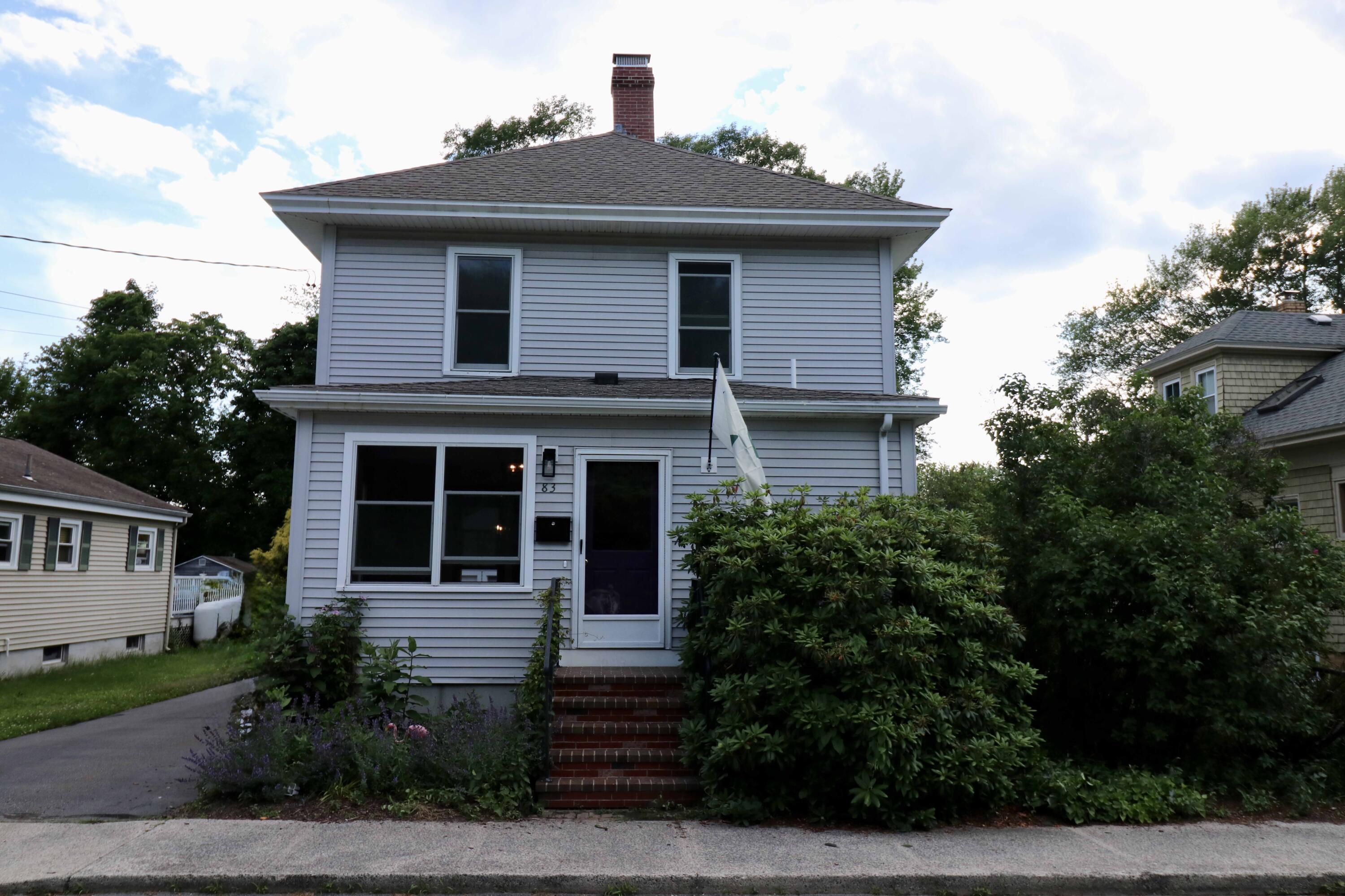 83 S Richland Street