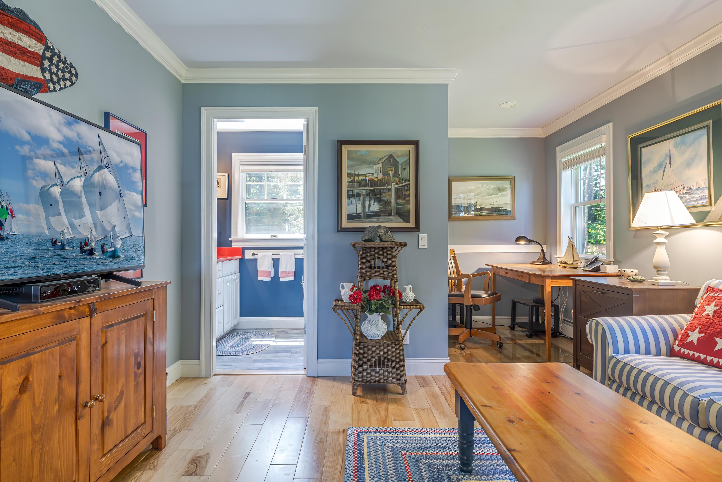 25 Richardson Road B