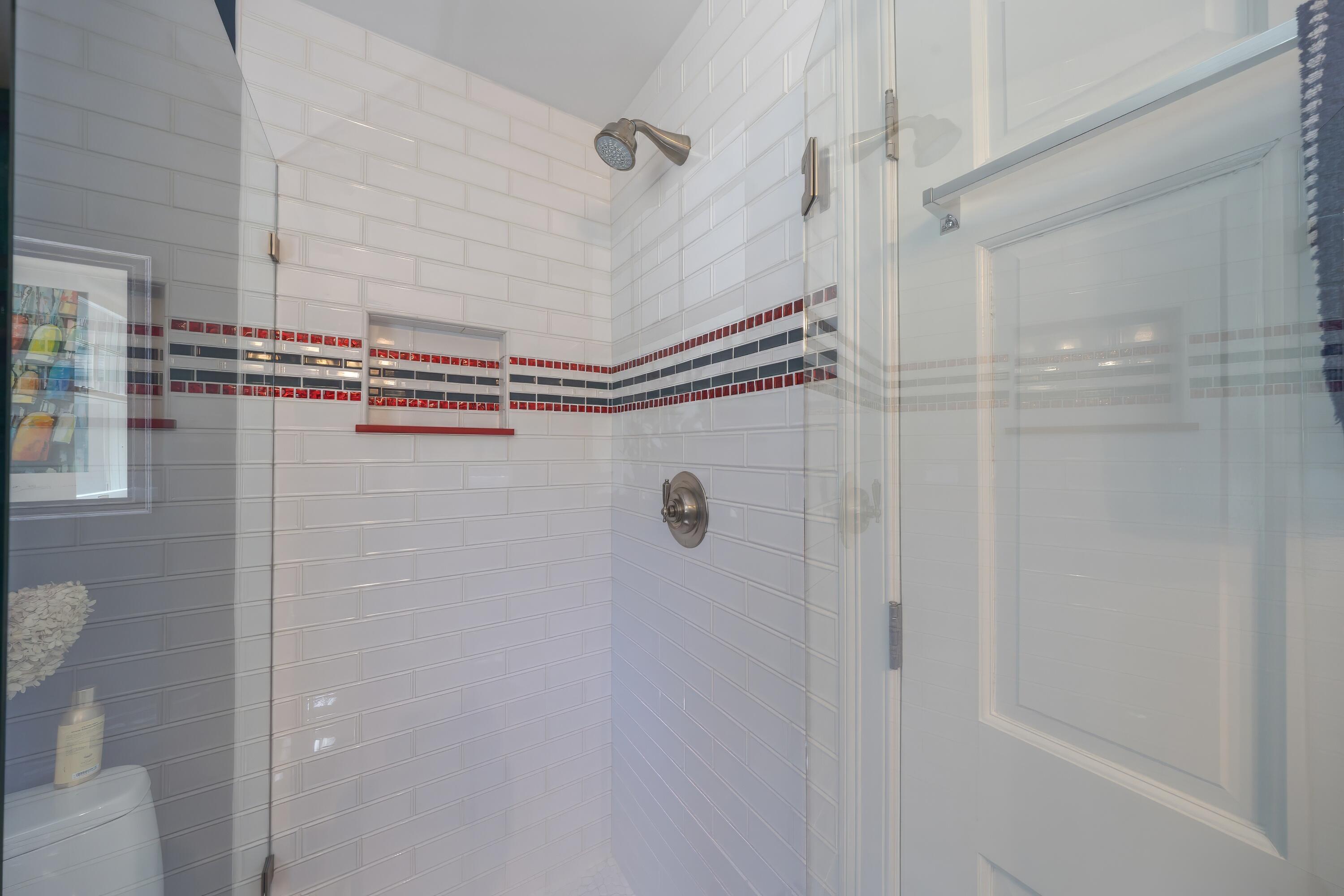 25 Richardson Road B
