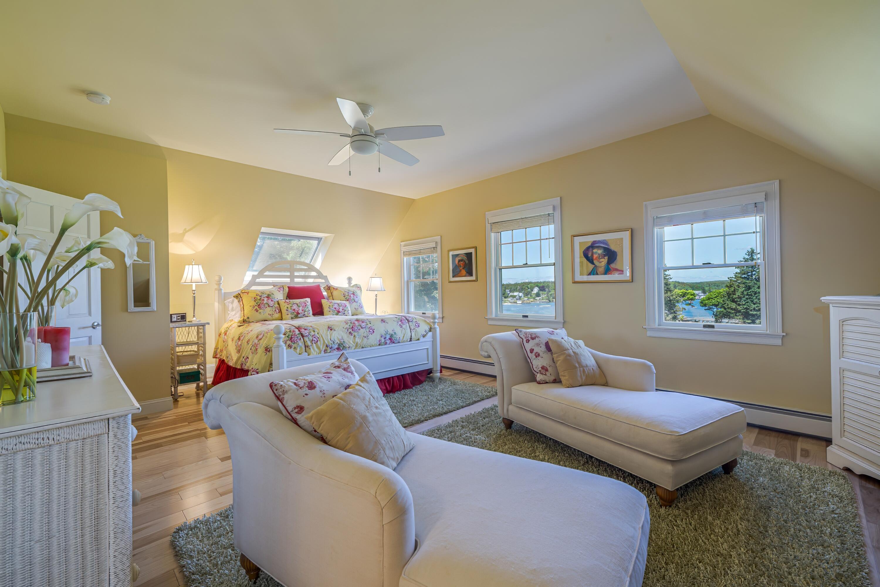 25 Richardson Road B