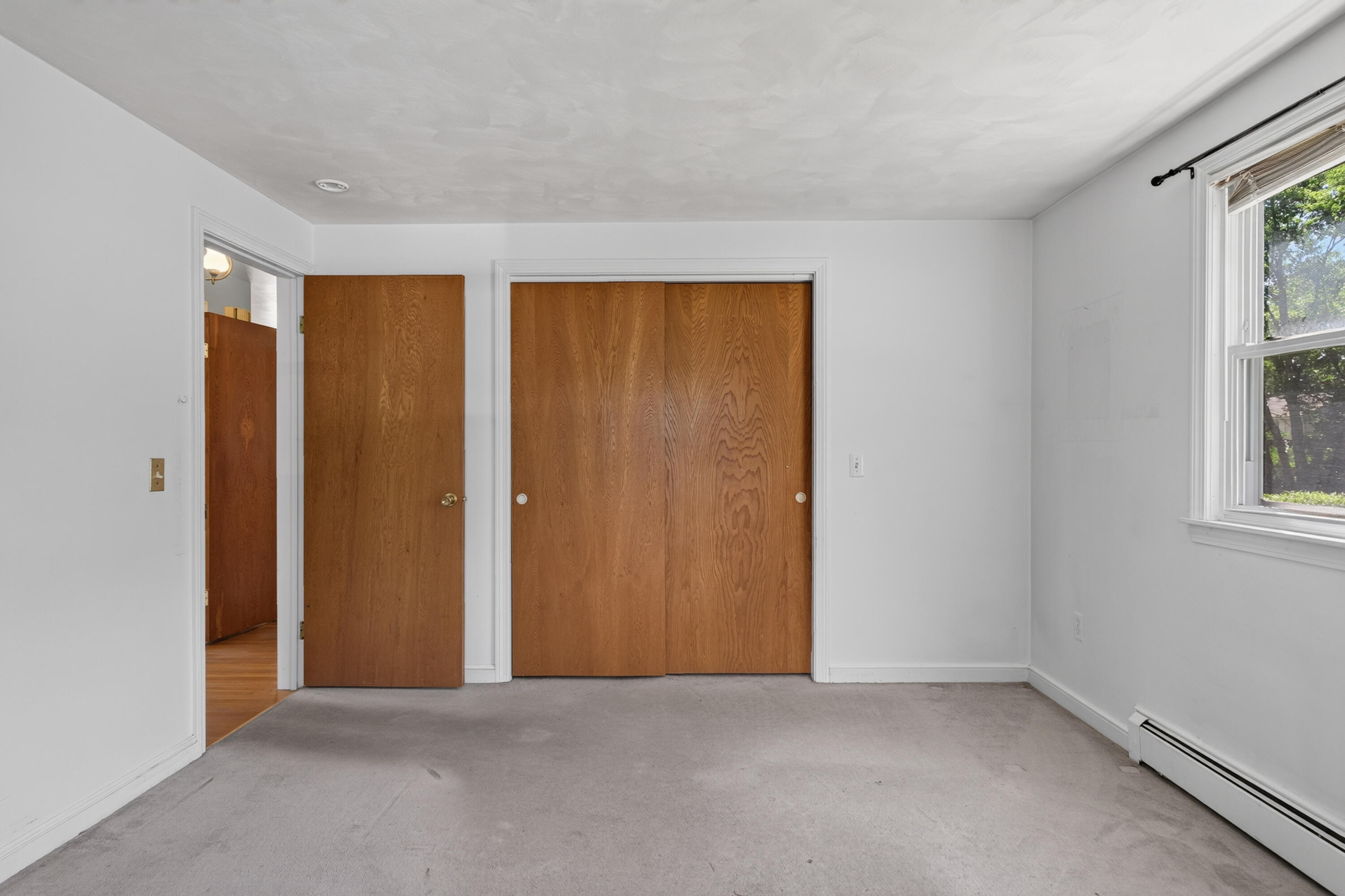 82 Columbia Avenue