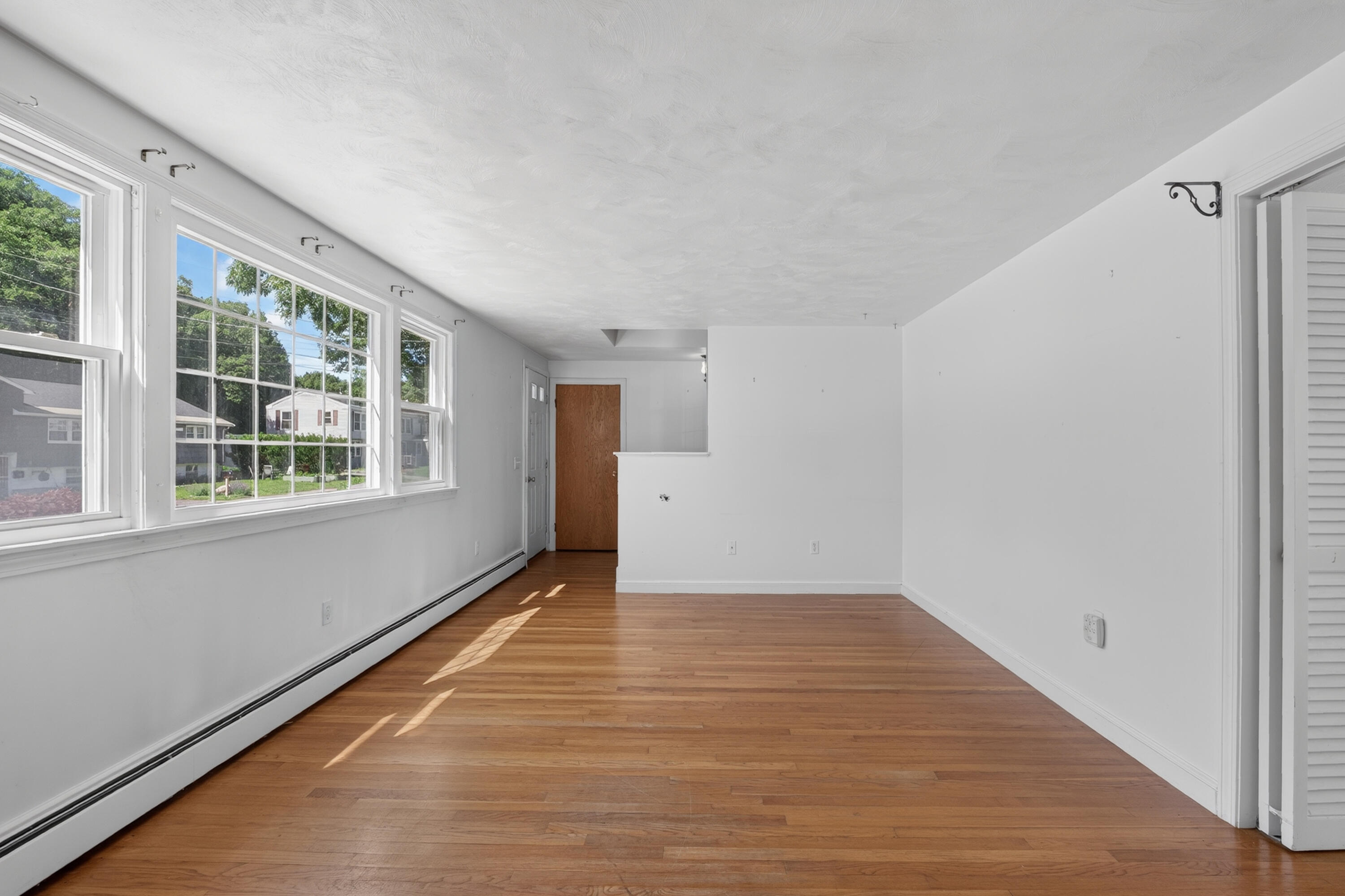 82 Columbia Avenue