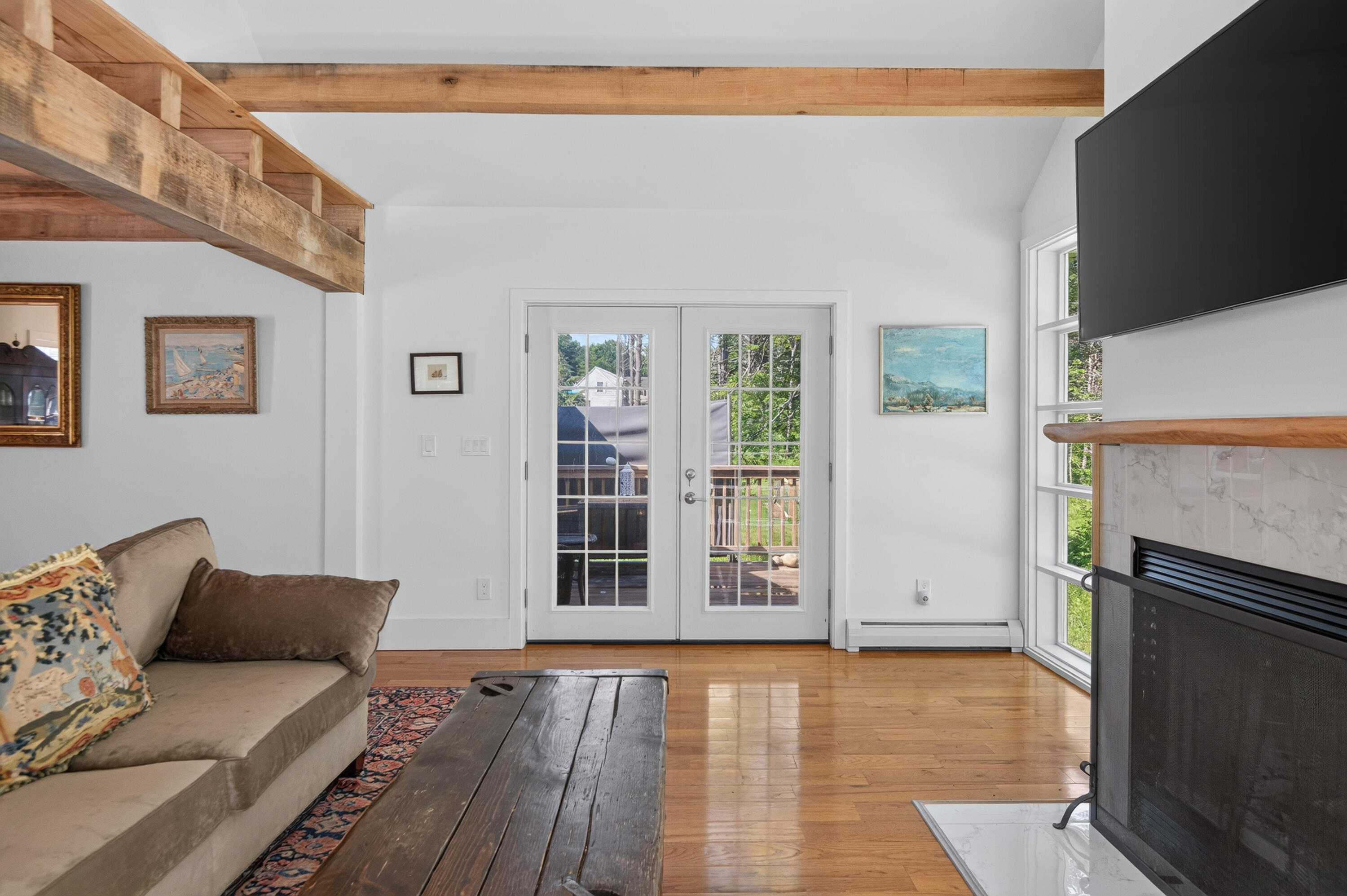 11 Ledgewood Drive