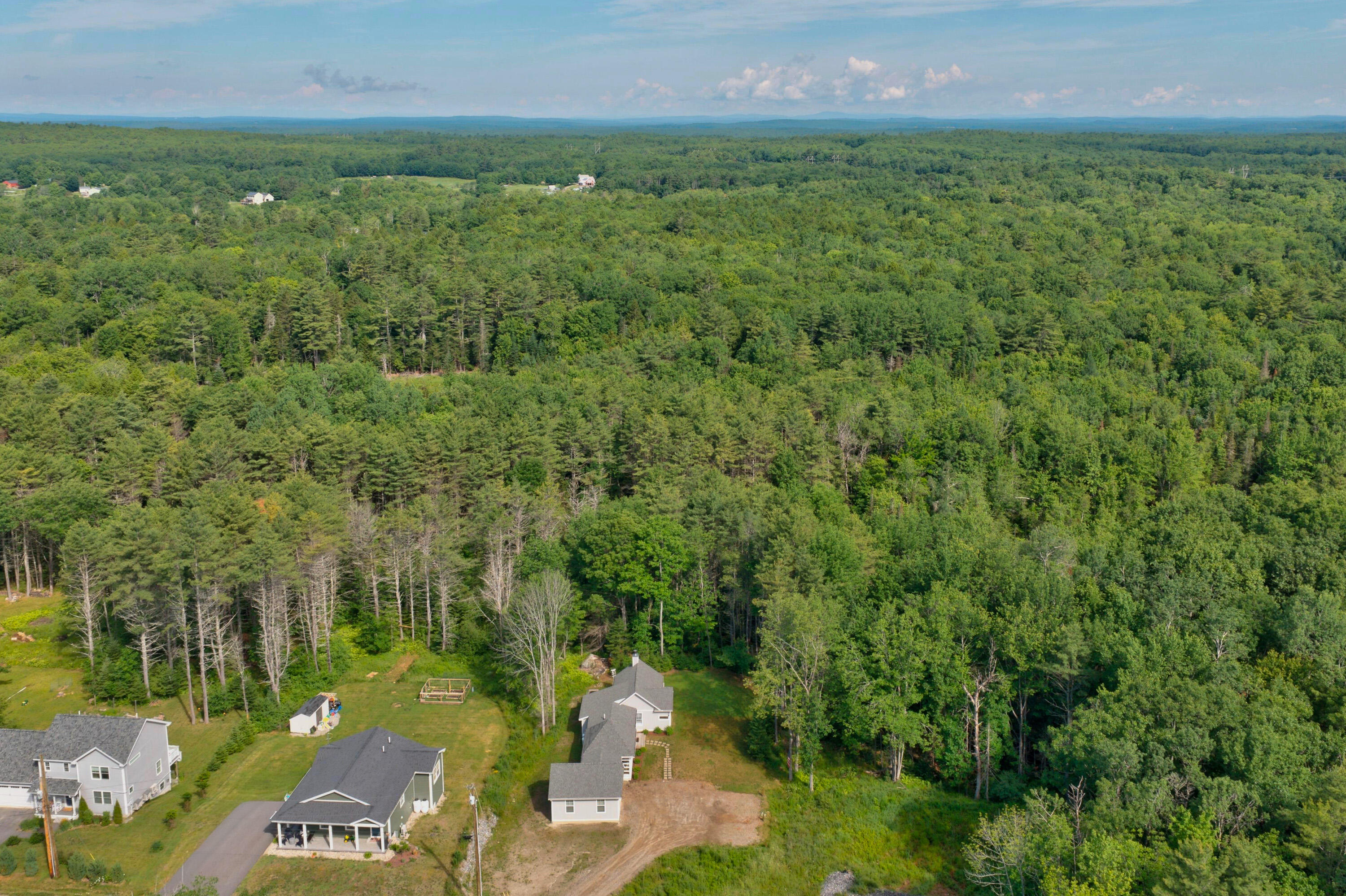 11 Ledgewood Drive