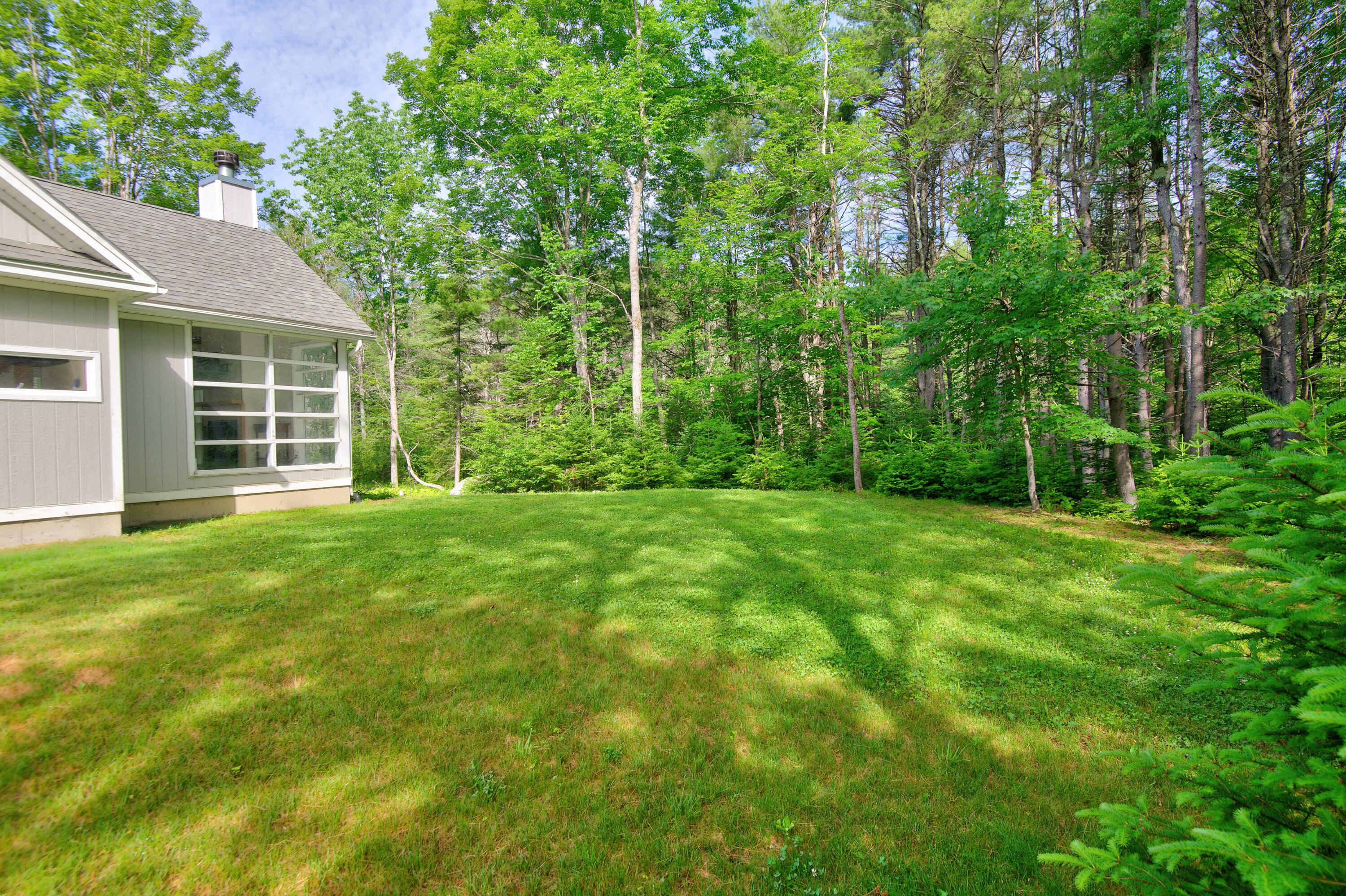 11 Ledgewood Drive