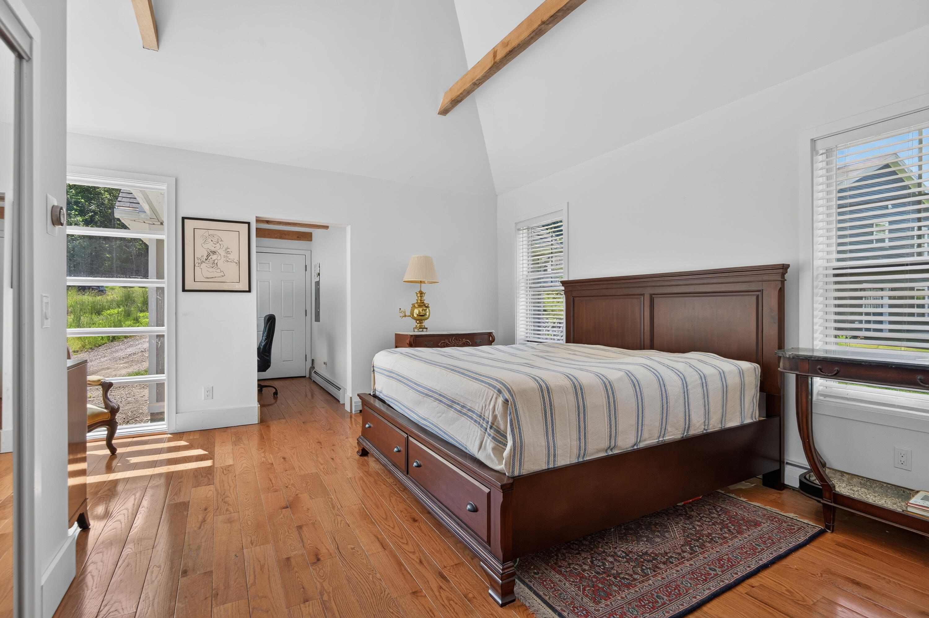 11 Ledgewood Drive