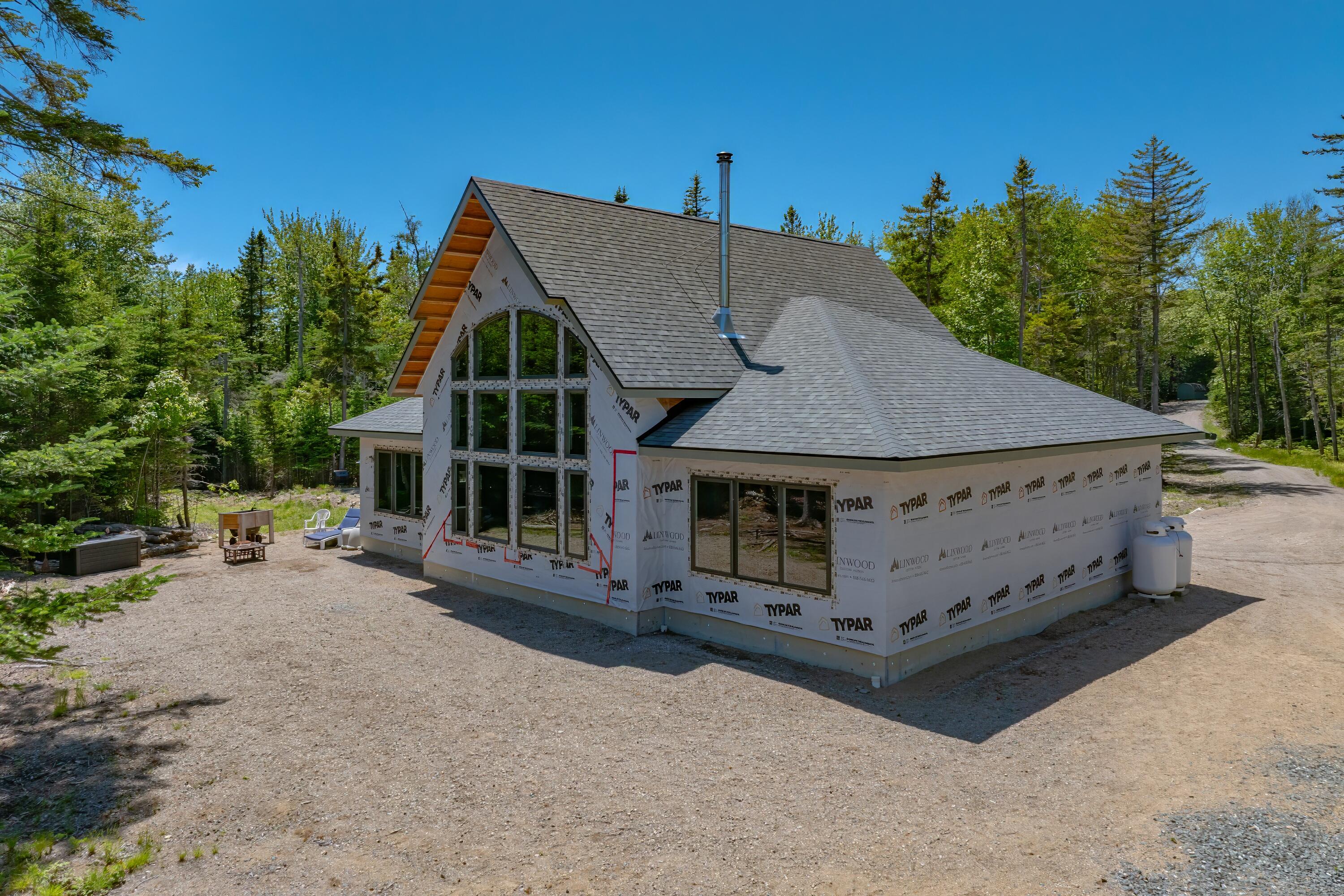 3 Cove Road
