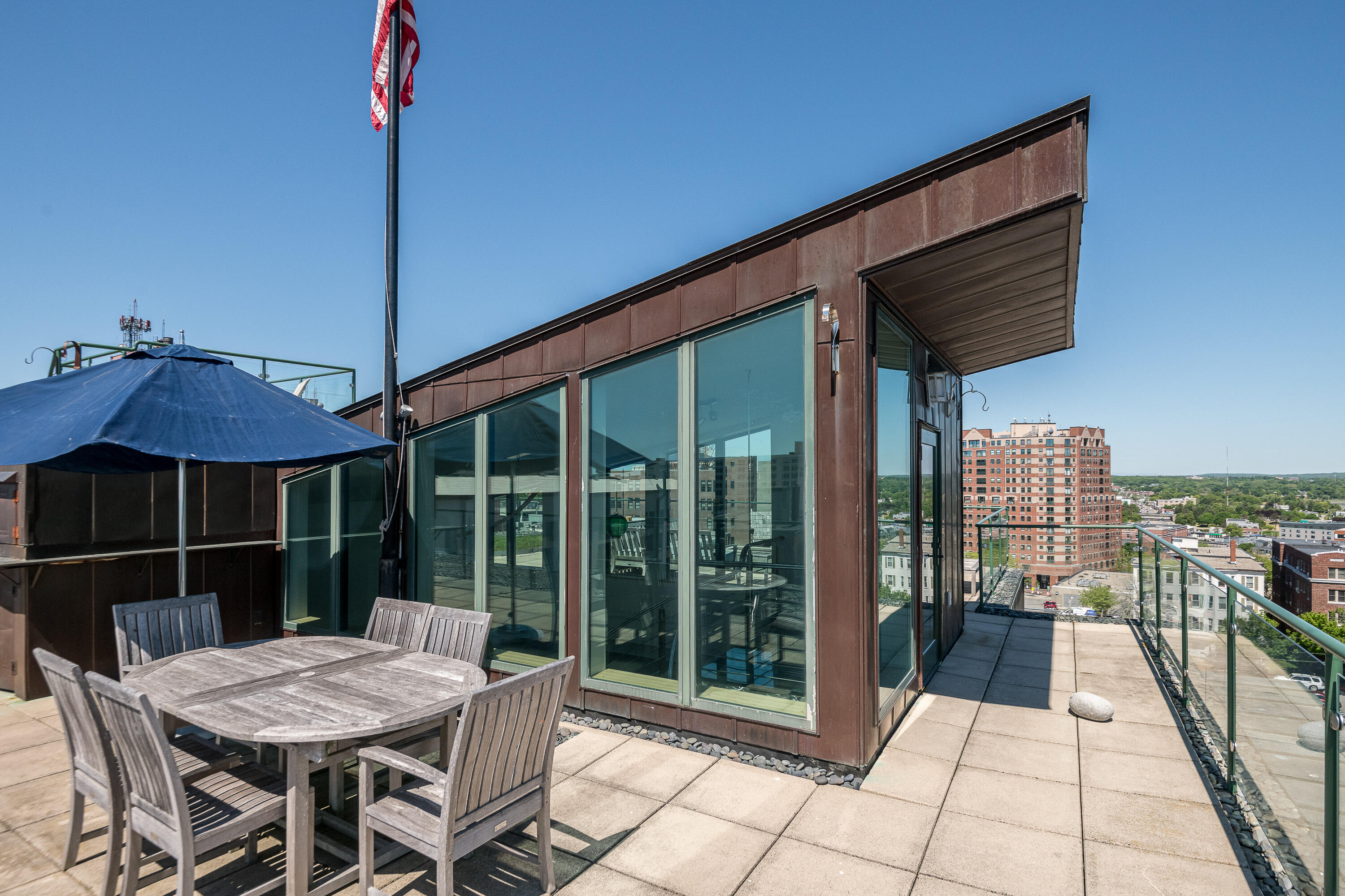 547 Congress Street 6