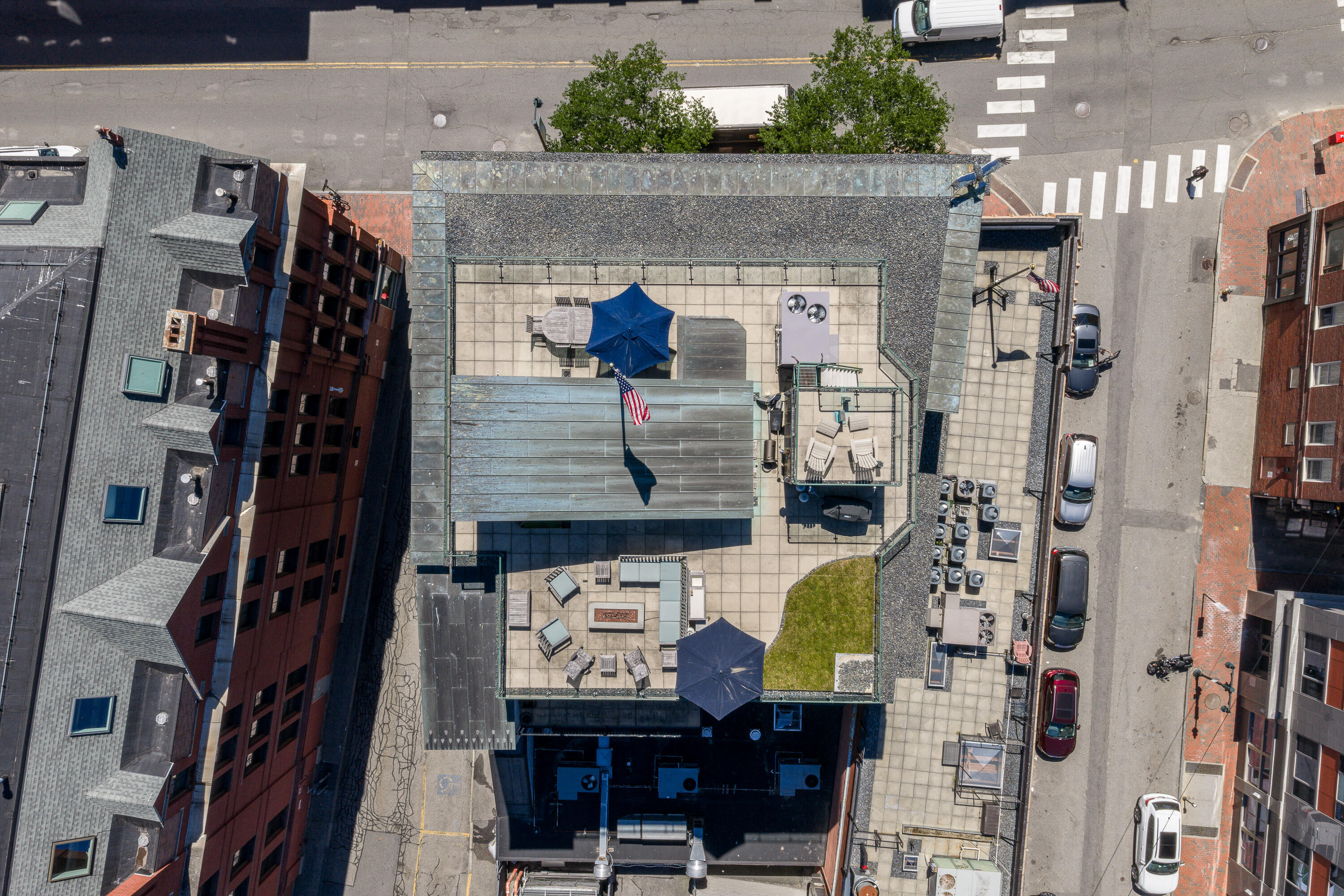 547 Congress Street 6