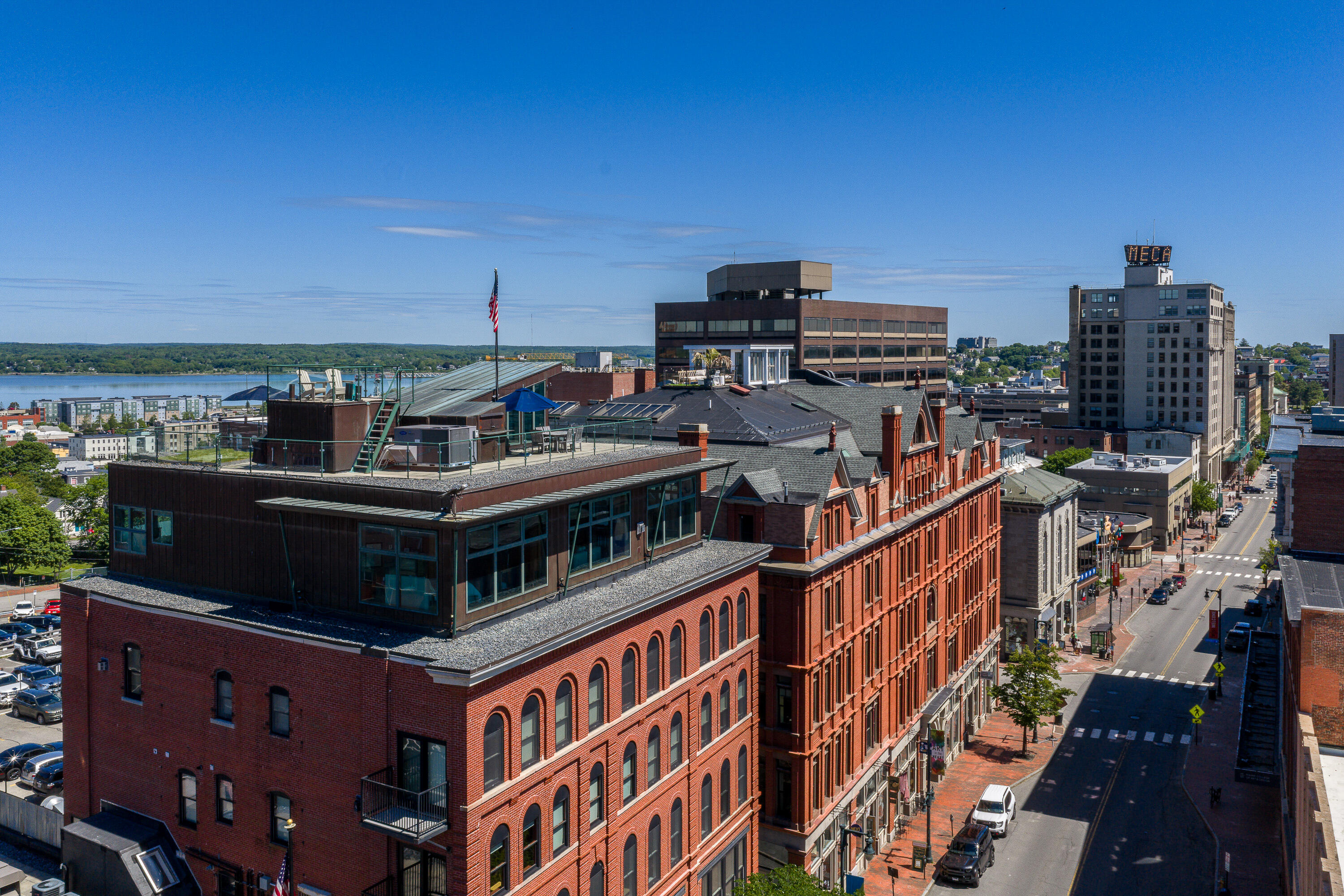 547 Congress Street 6