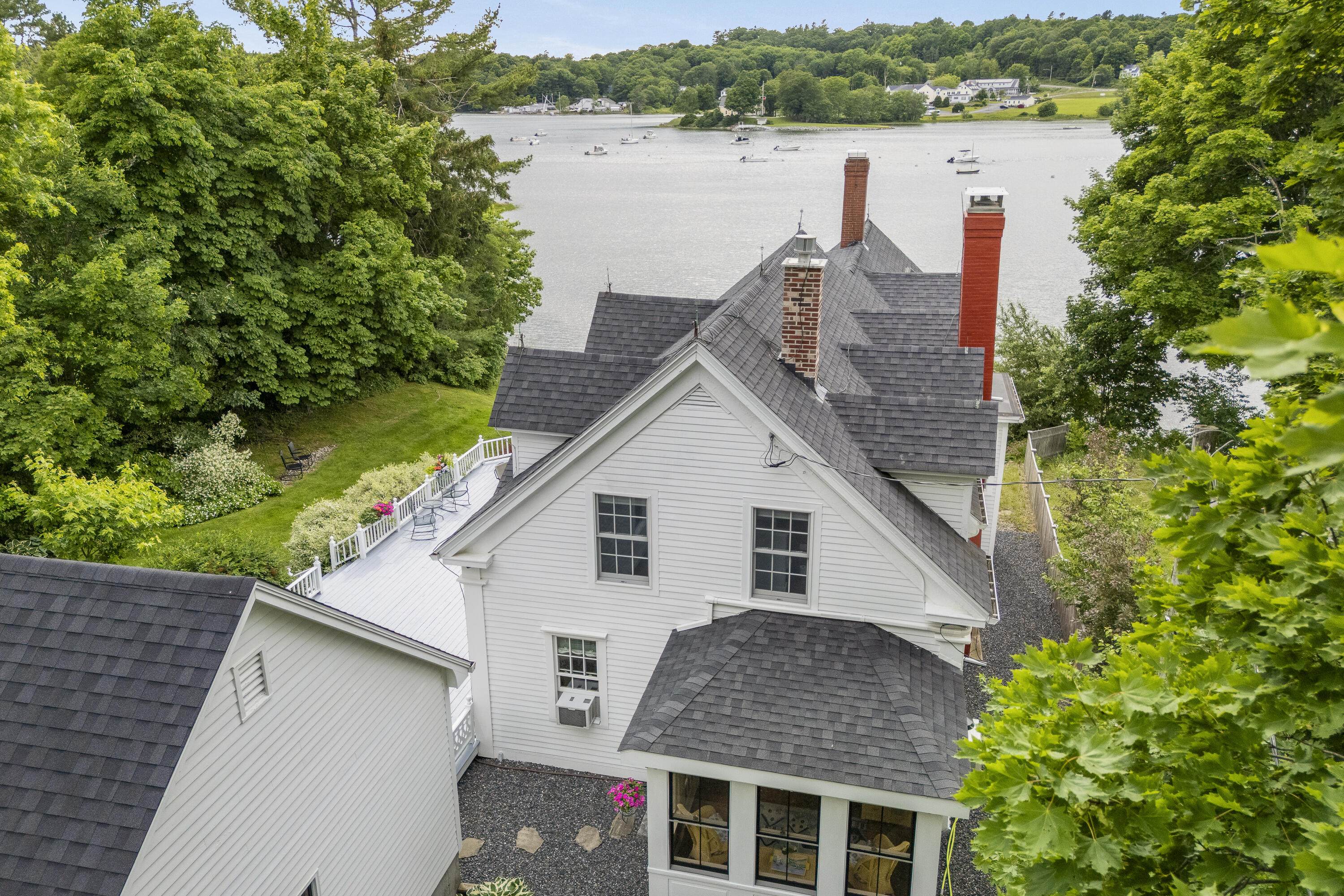 19 Water Street