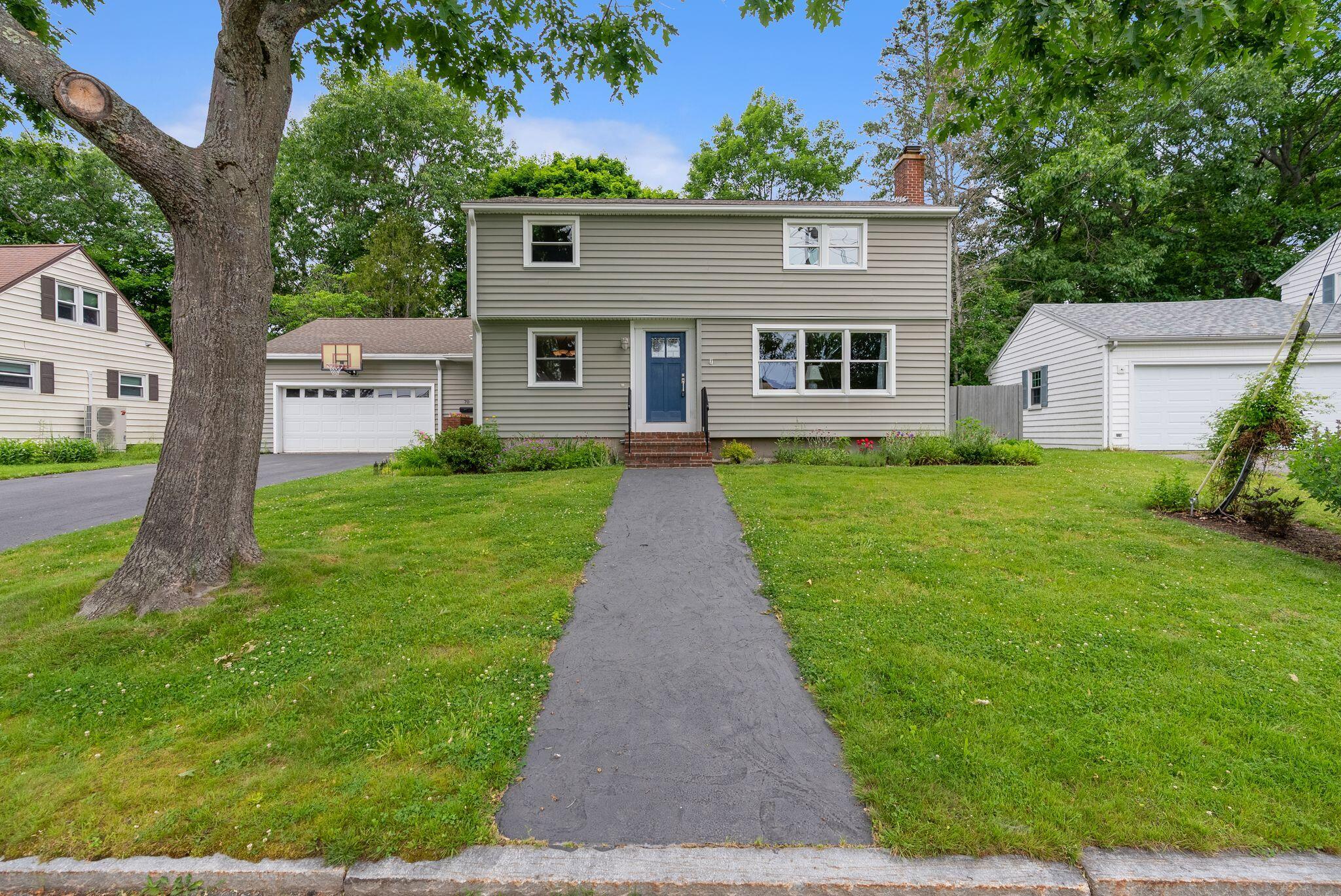 70 Alden Circle