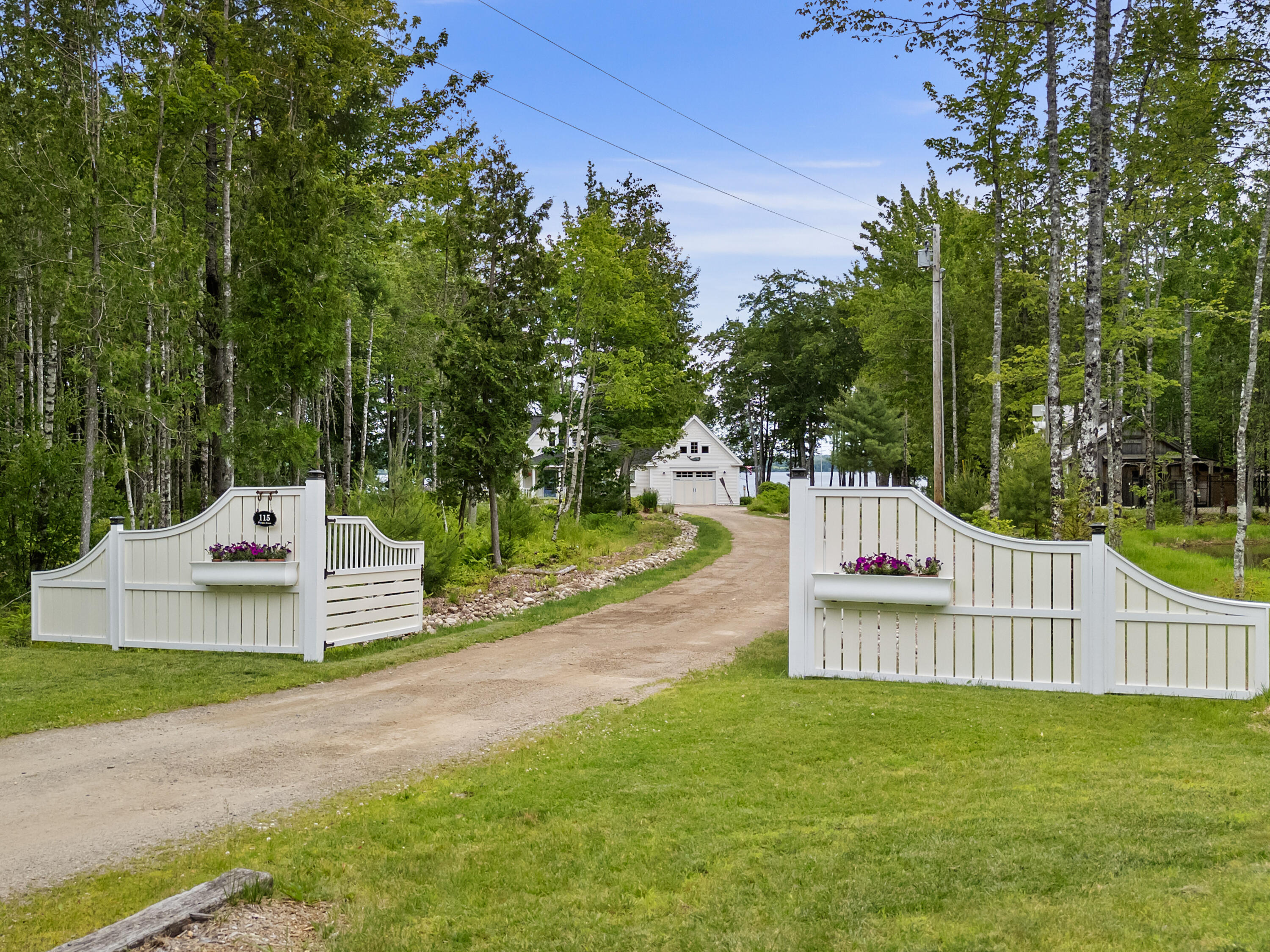 115 Pirates Cove Road